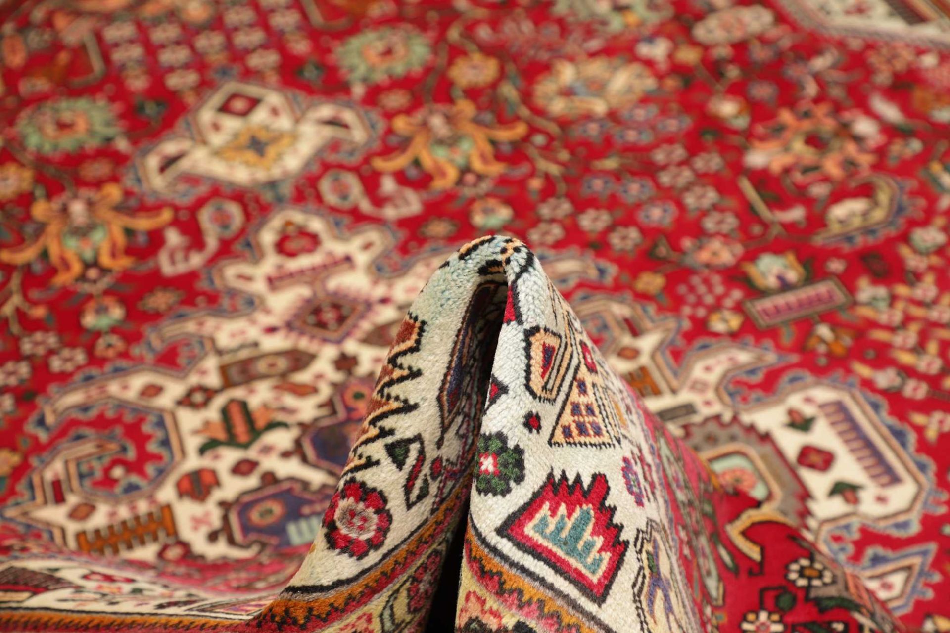 Täbriz Perserteppich aus Iran, 254 × 347 cm