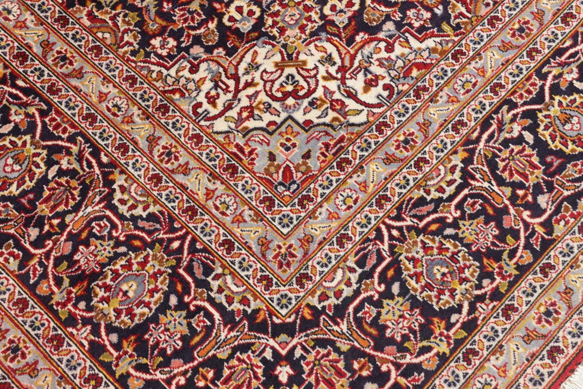Kashan Perserteppich 253 × 347 cm aus Wolle, handgeknüpft