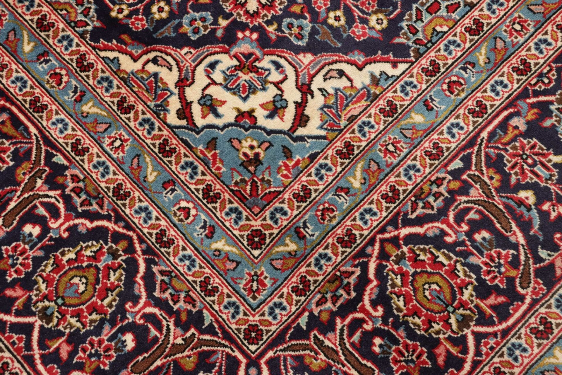 Handgeknüpfter Kashan Perserteppich 246 × 351 cm