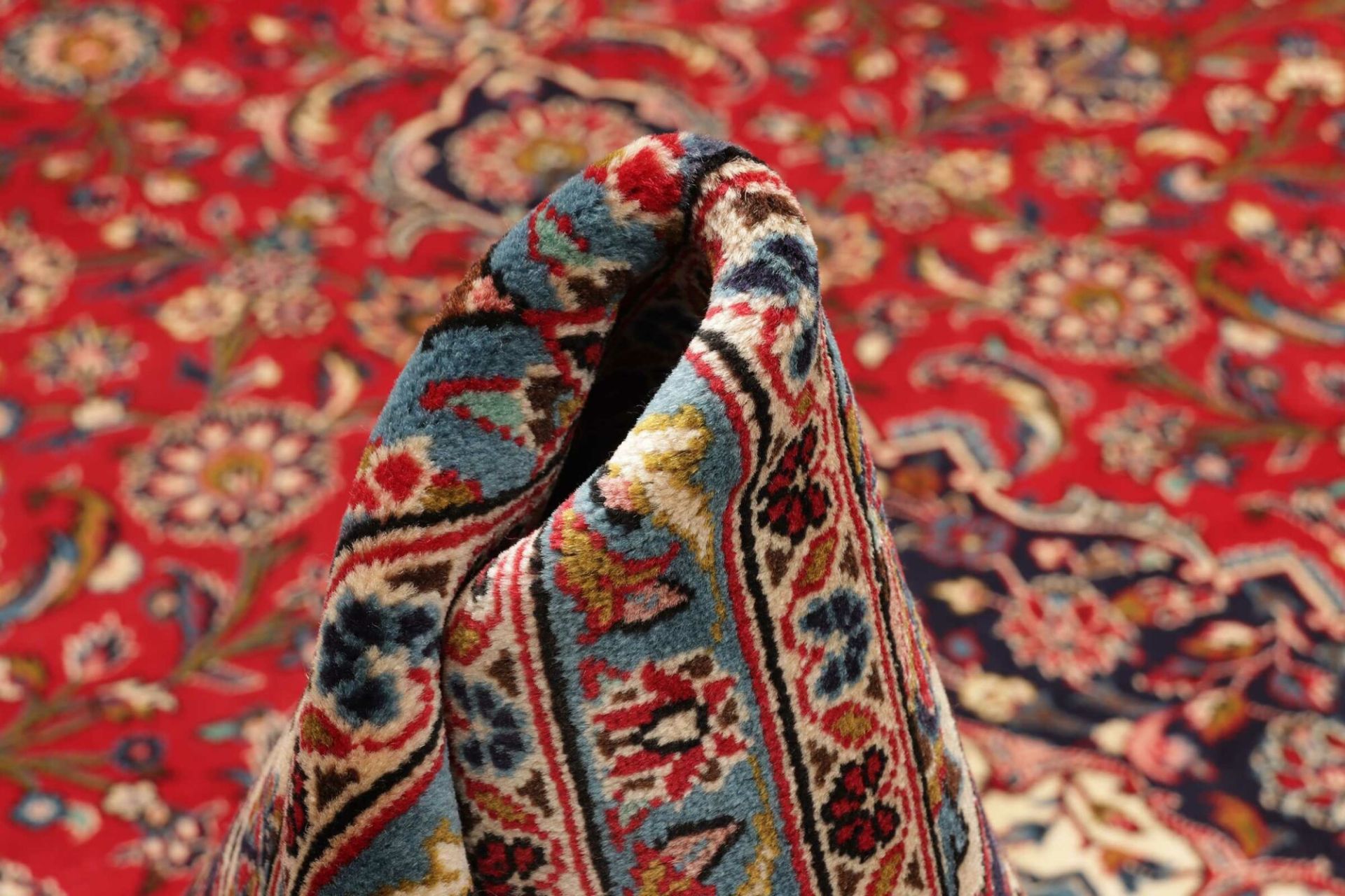 Handgeknüpfter Kashan Perserteppich 246 × 351 cm