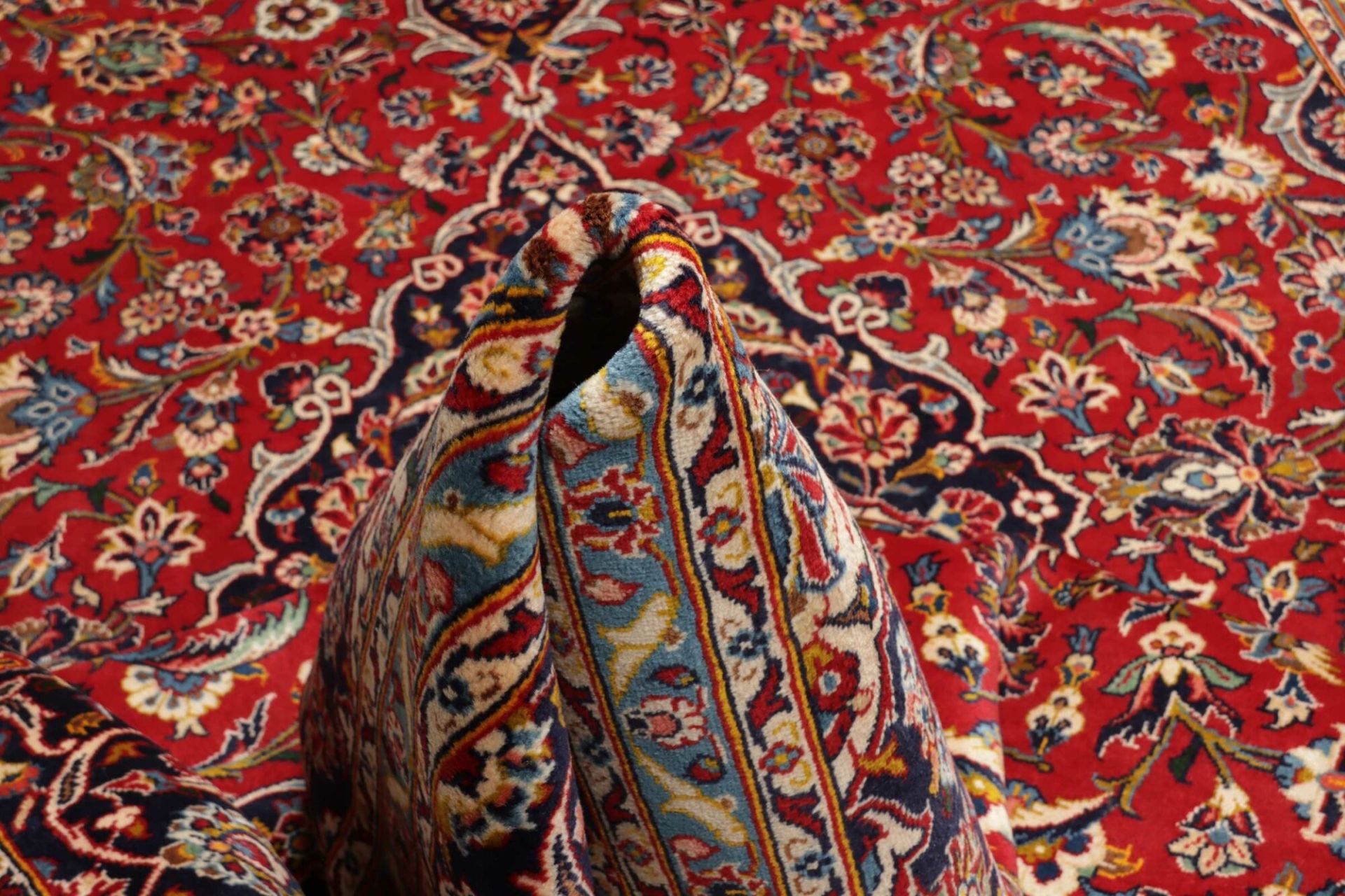 Kashan Perserteppich aus Iran, 249 × 371 cm