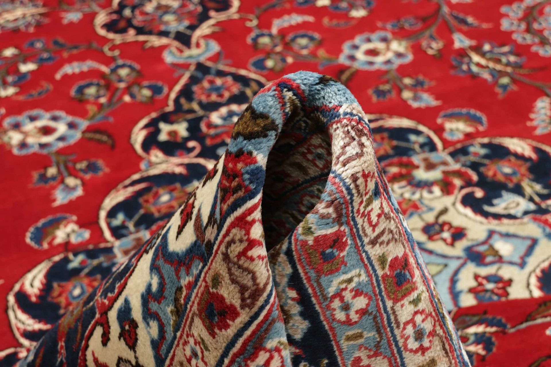 Isfahan Perserteppich 261 × 355 cm aus Wolle, handgeknüpft
