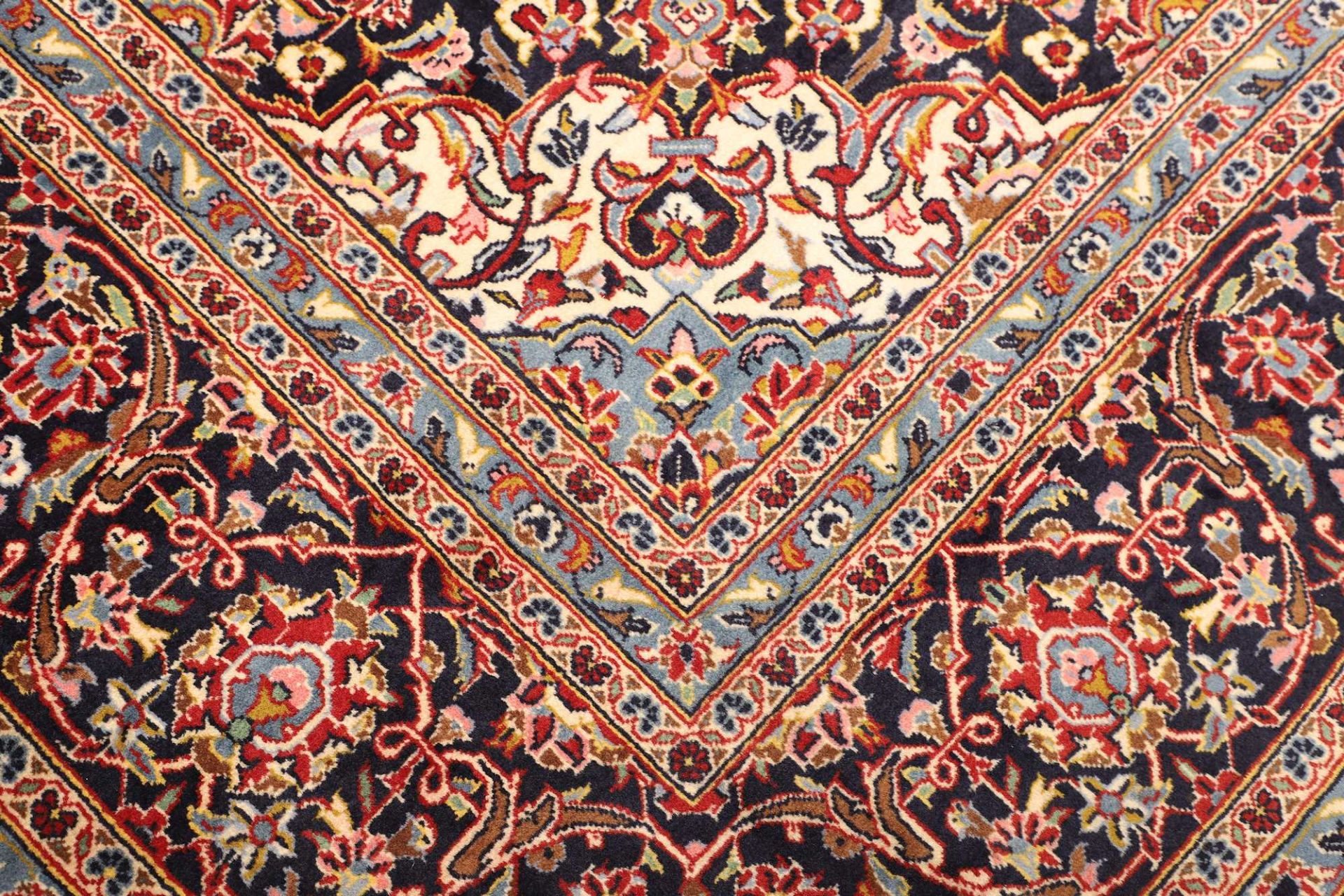 Kashan Perserteppich 257 × 375 cm aus Wolle, handgeknüpft
