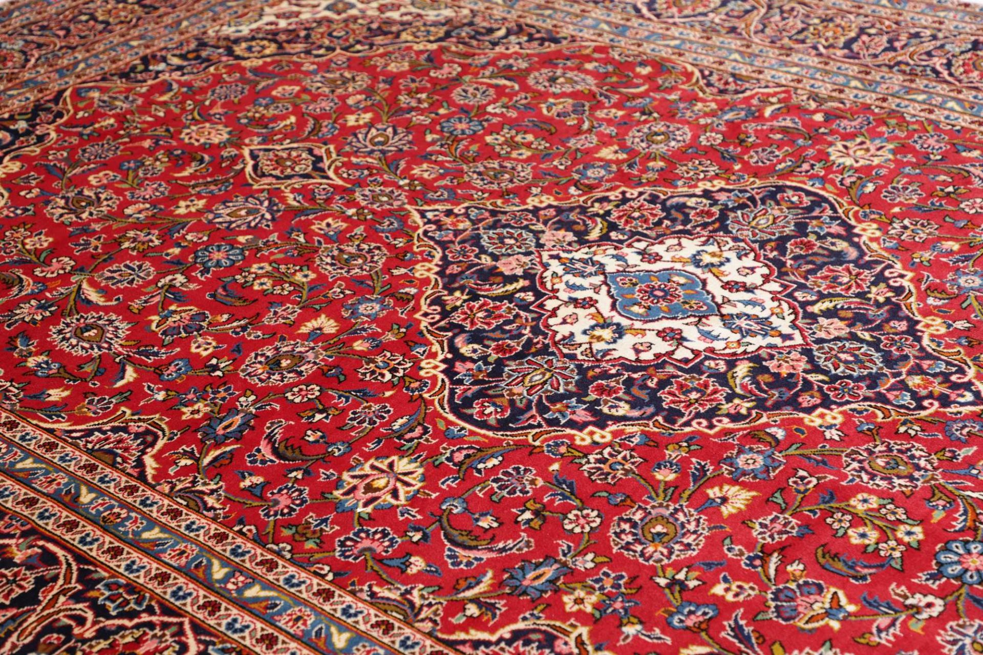 Kashan Perserteppich 251 × 364 cm aus Wolle, handgeknüpft