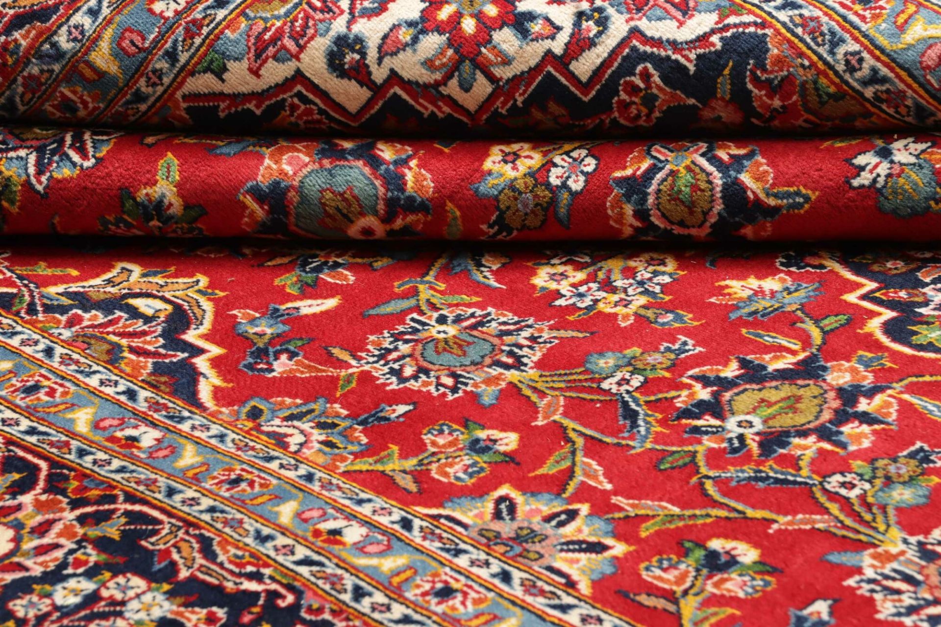 Kashan Perserteppich 246 × 371 cm aus Wolle, handgeknüpft