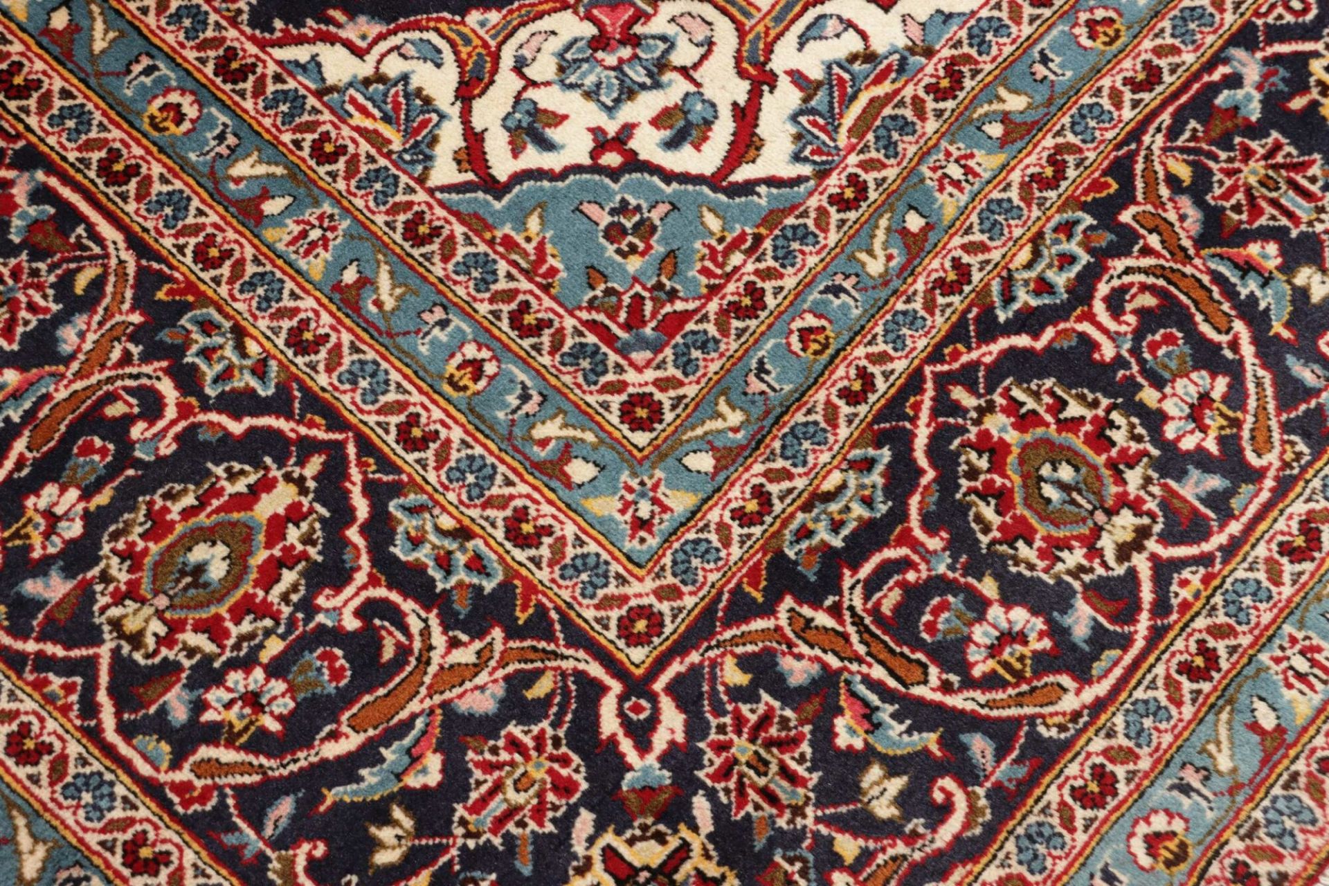 Kashan Perserteppich 251 × 333 cm aus Wolle, handgeknüpft