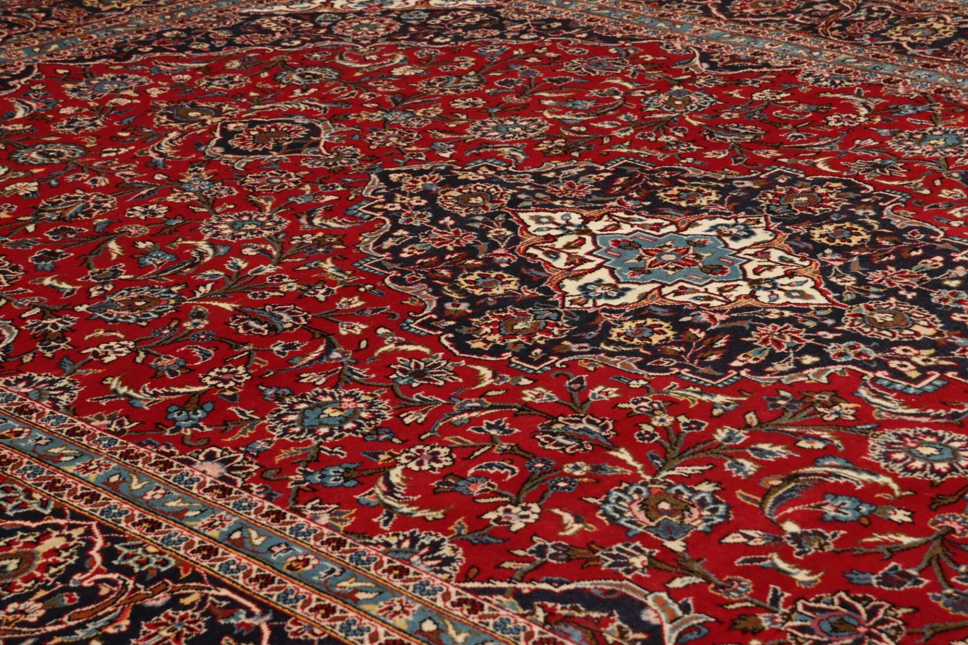 Kashan Perserteppich 251 × 333 cm aus Wolle, handgeknüpft