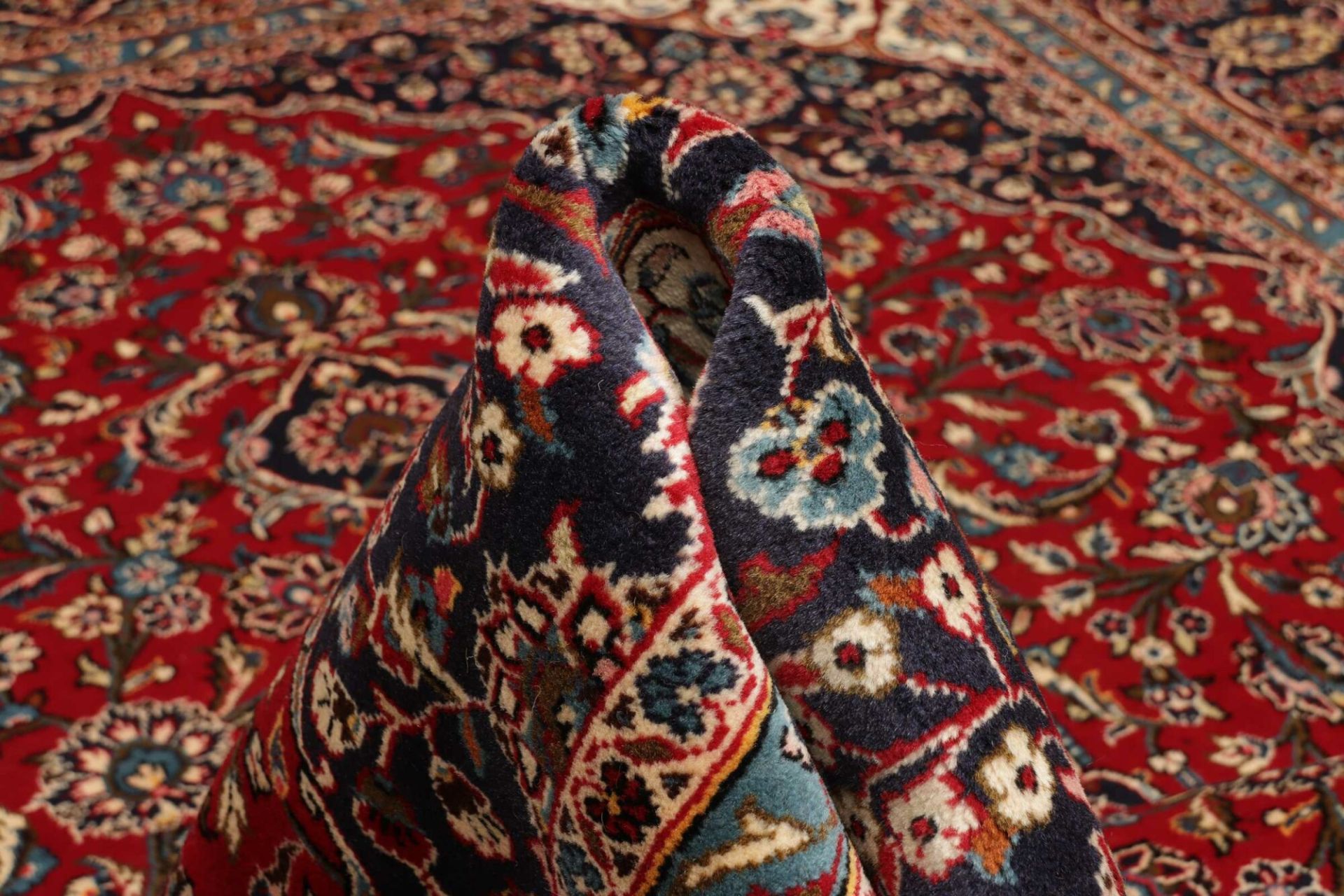 Kashan Perserteppich 251 × 333 cm aus Wolle, handgeknüpft