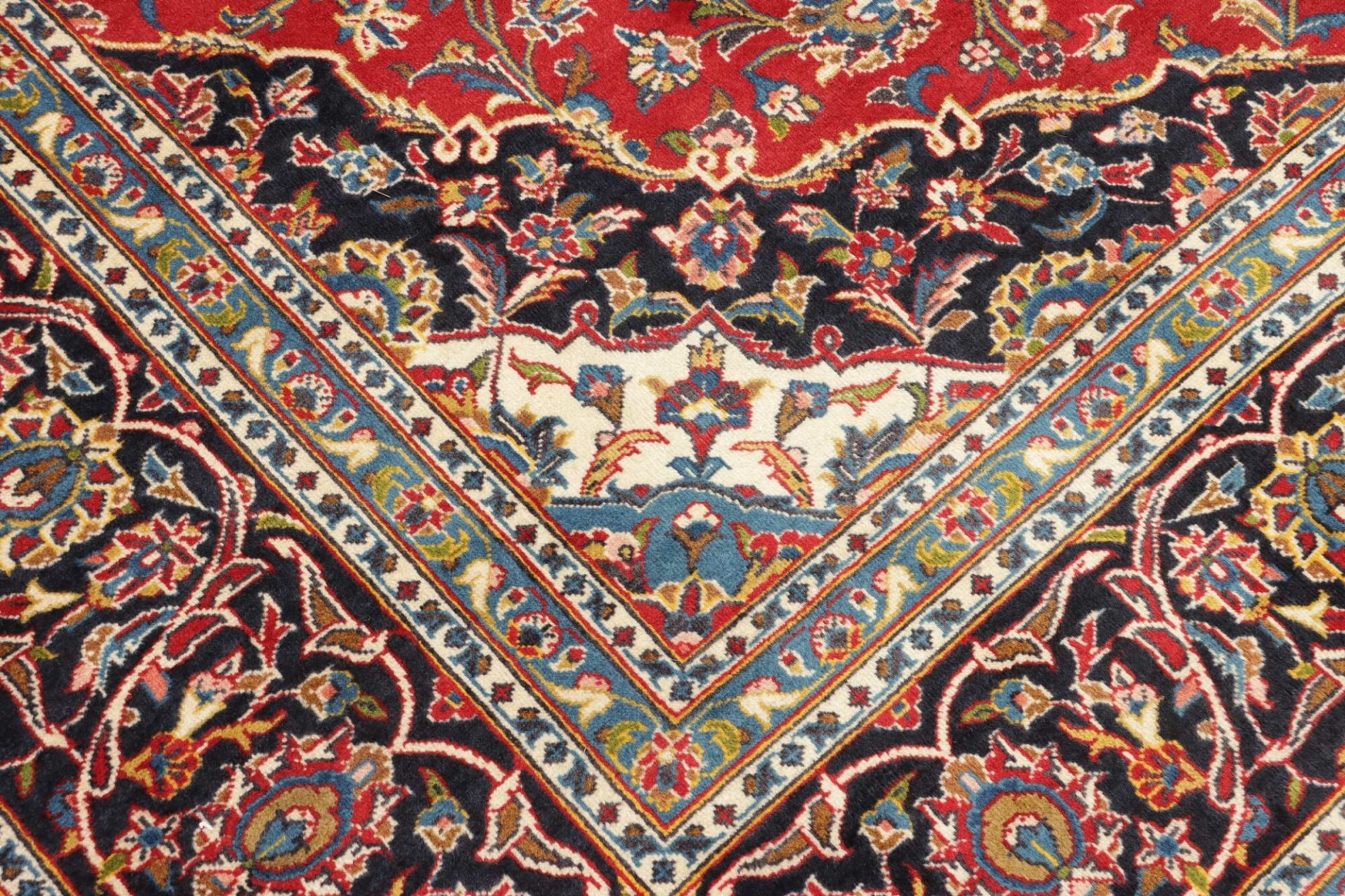Handgeknüpfter Kashan Perserteppich 249 × 346 cm