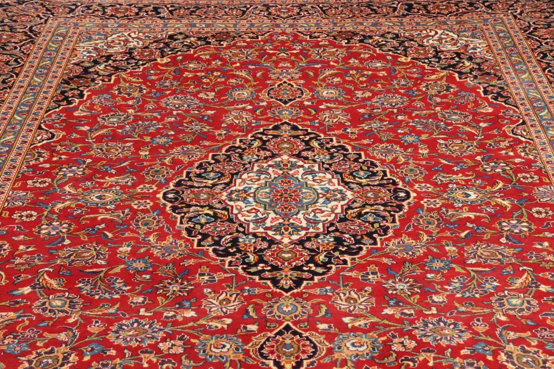 Kashan Perserteppich 251 × 354 cm aus Wolle, handgeknüpft