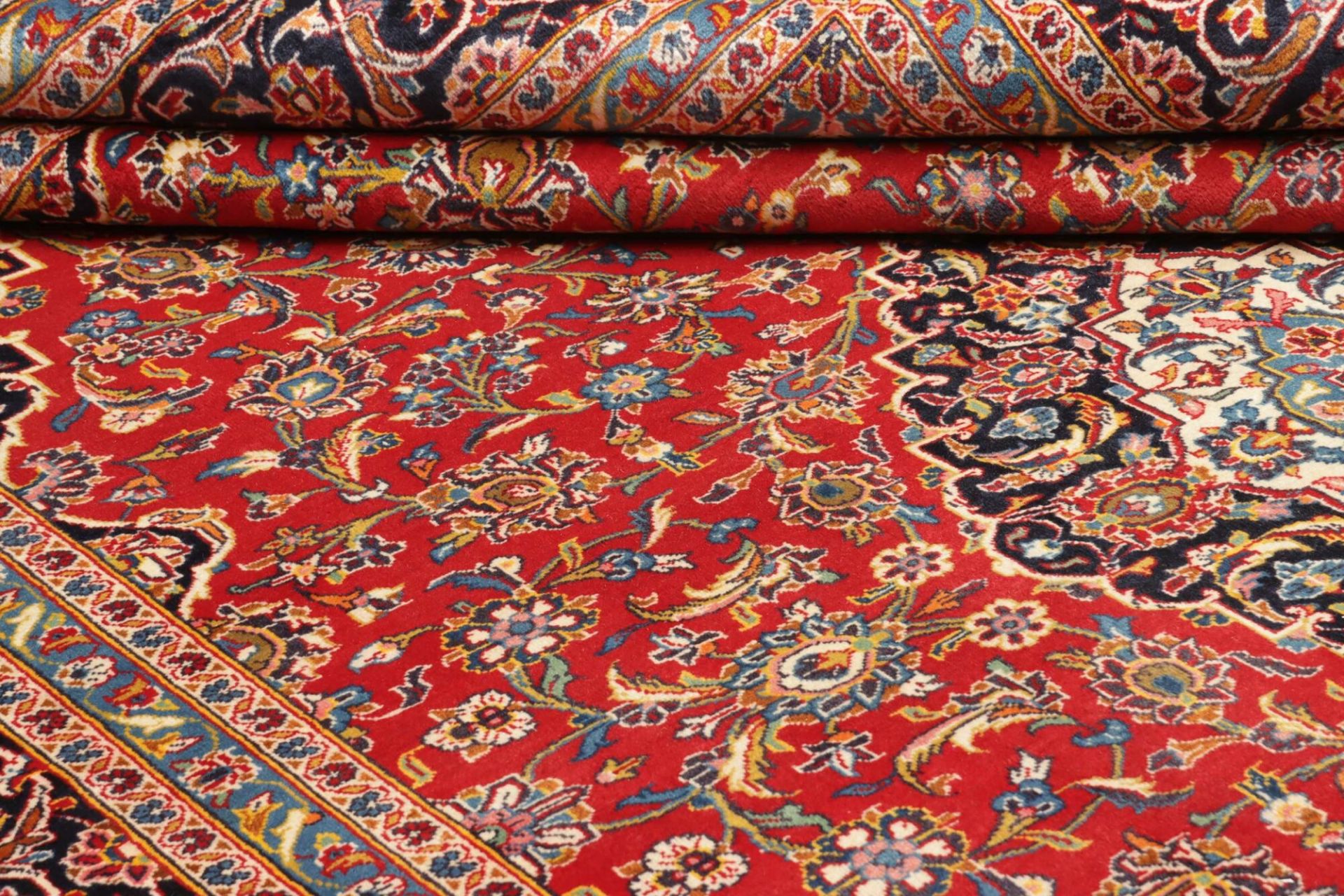Kashan Perserteppich 251 × 354 cm aus Wolle, handgeknüpft