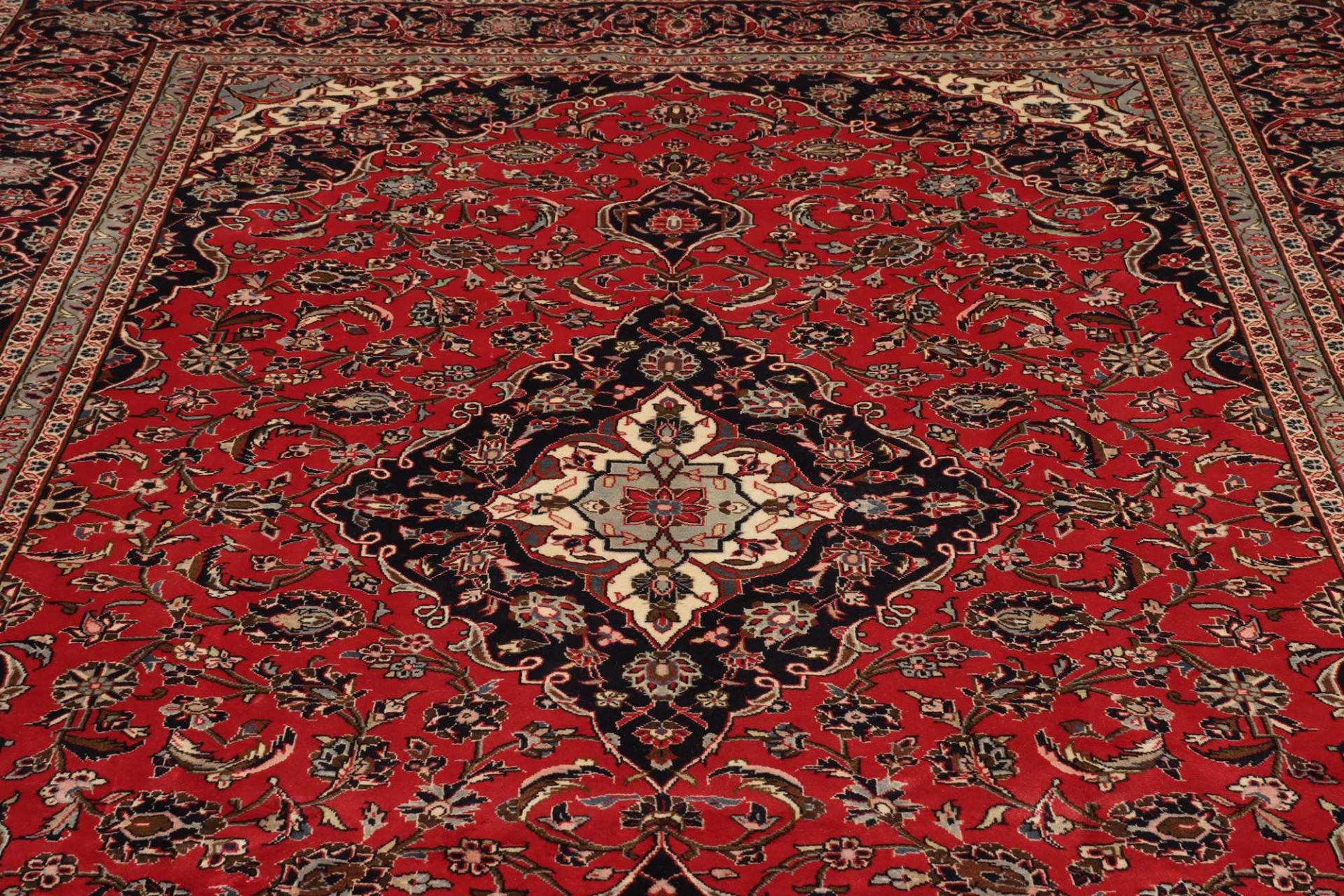 Kashan Perserteppich 243 × 356 cm aus Wolle, handgeknüpft