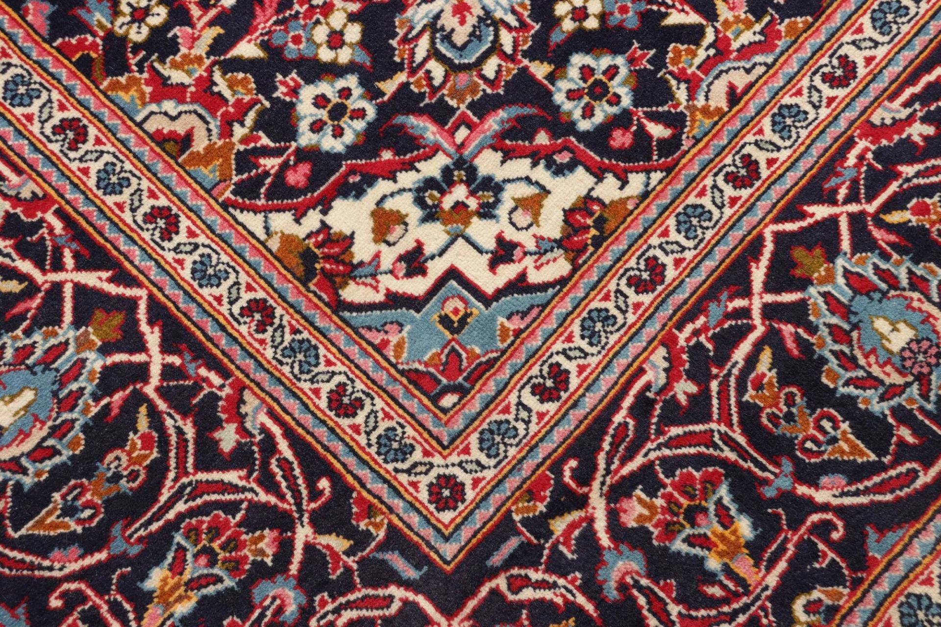 Kashan Perserteppich aus Iran, 241 × 354 cm