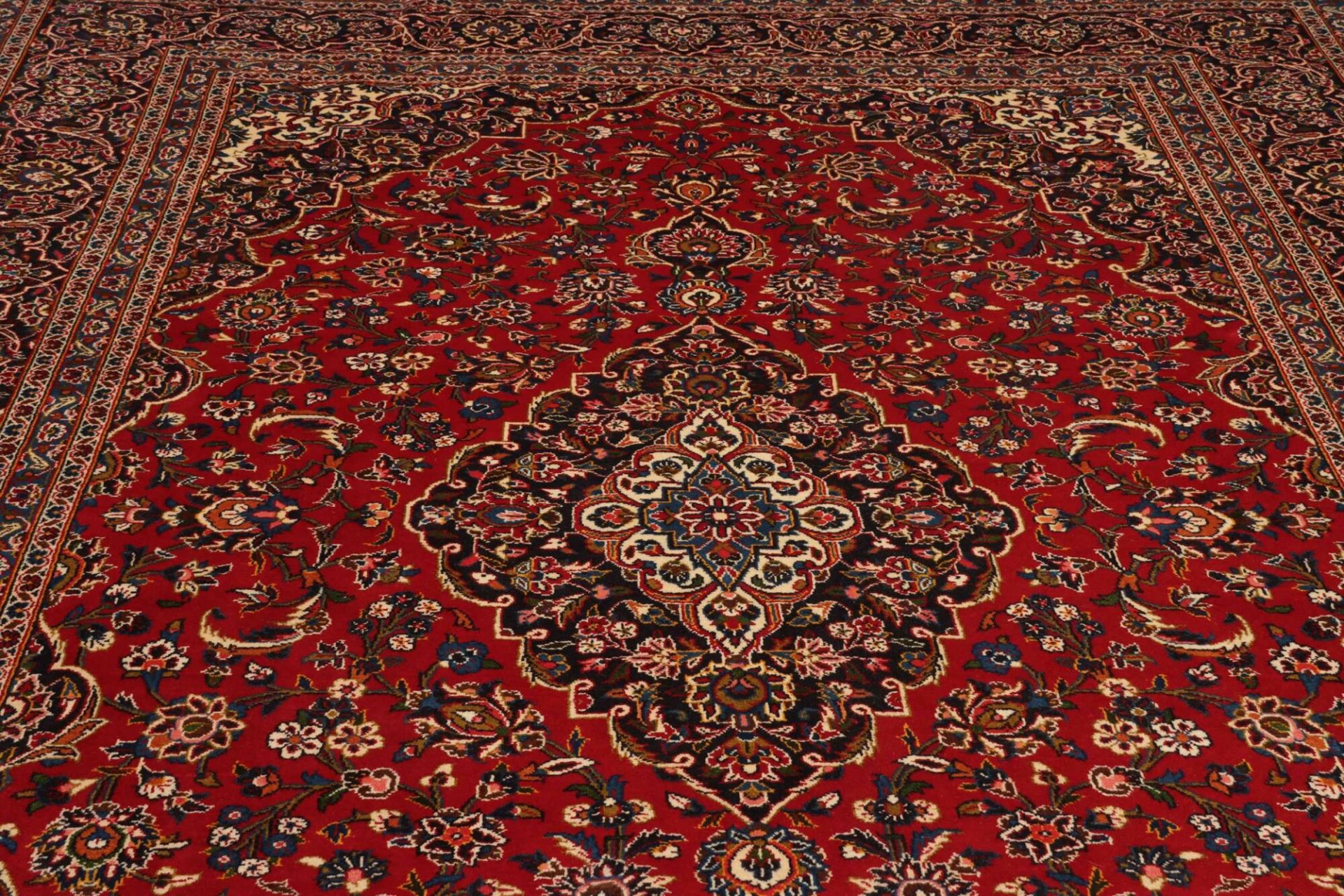 Kashan Perserteppich aus Iran, 267 × 369 cm