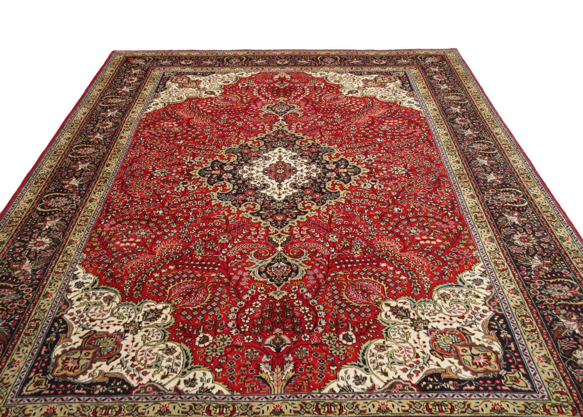 Handgeknüpfter Täbriz Perserteppich 253 × 339 cm