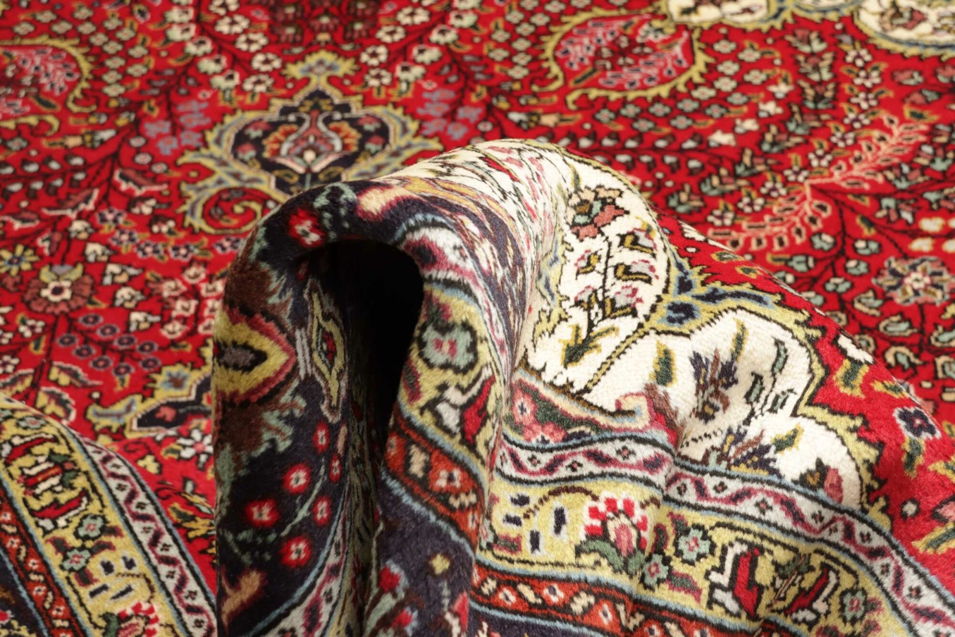 Handgeknüpfter Täbriz Perserteppich 253 × 339 cm