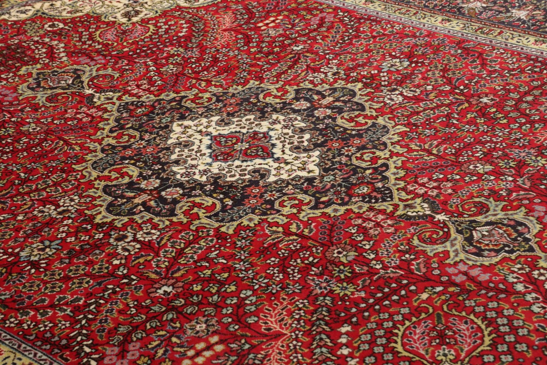 Handgeknüpfter Täbriz Perserteppich 253 × 339 cm