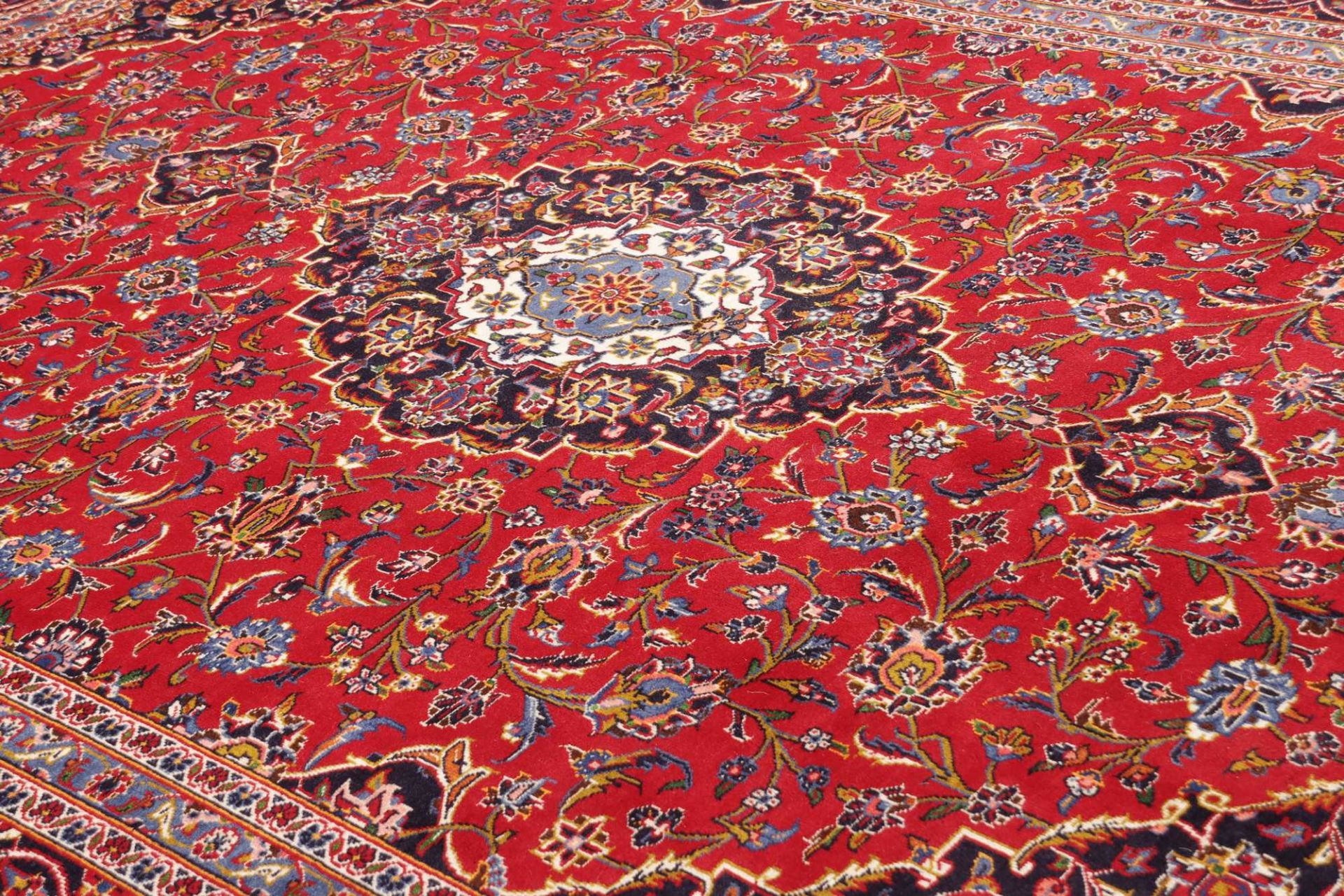 Kashan Perserteppich 246 × 357 cm aus Wolle, handgeknüpft