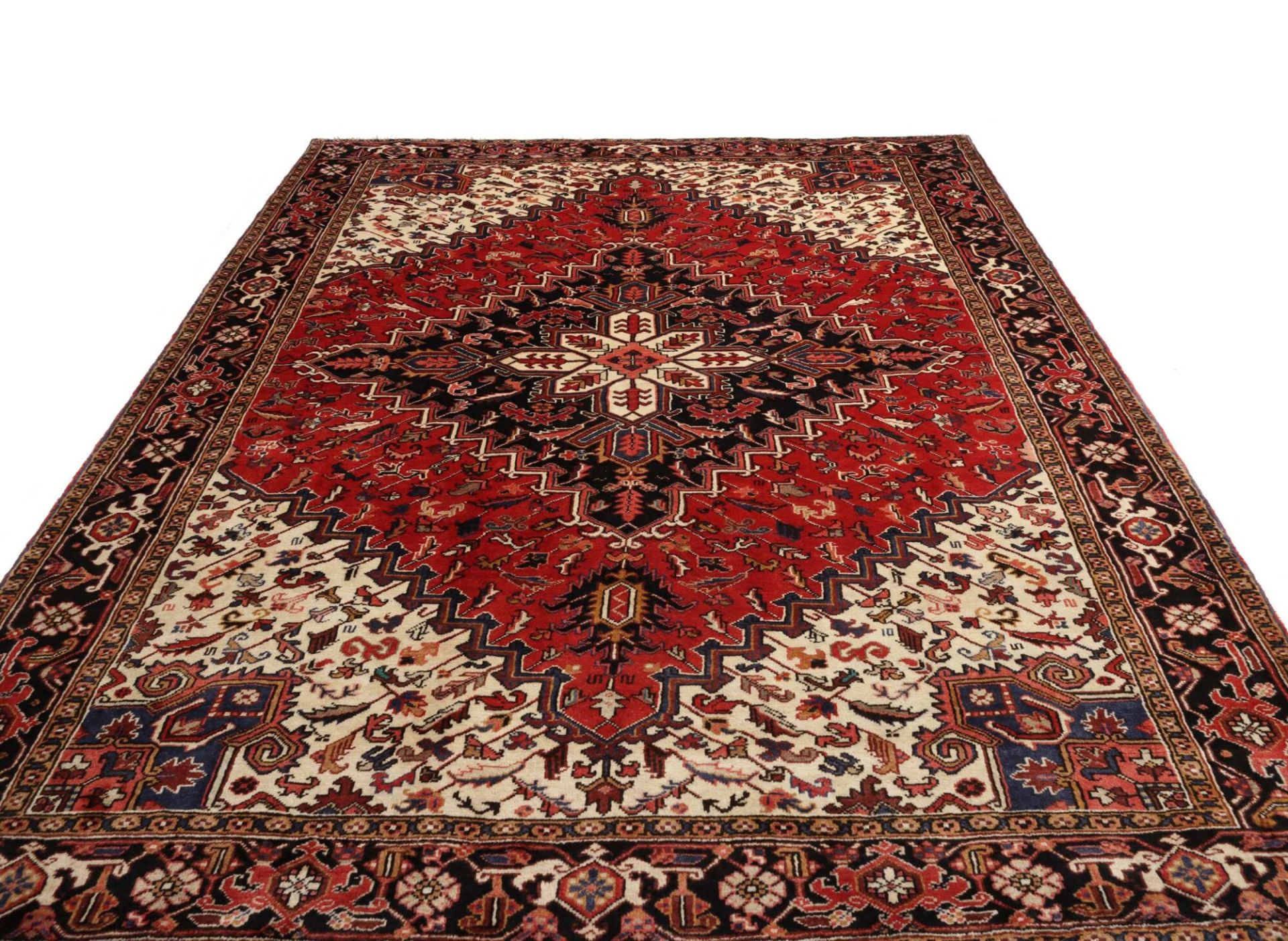 Heriz Perserteppich 259 × 349 cm aus Wolle, handgeknüpft