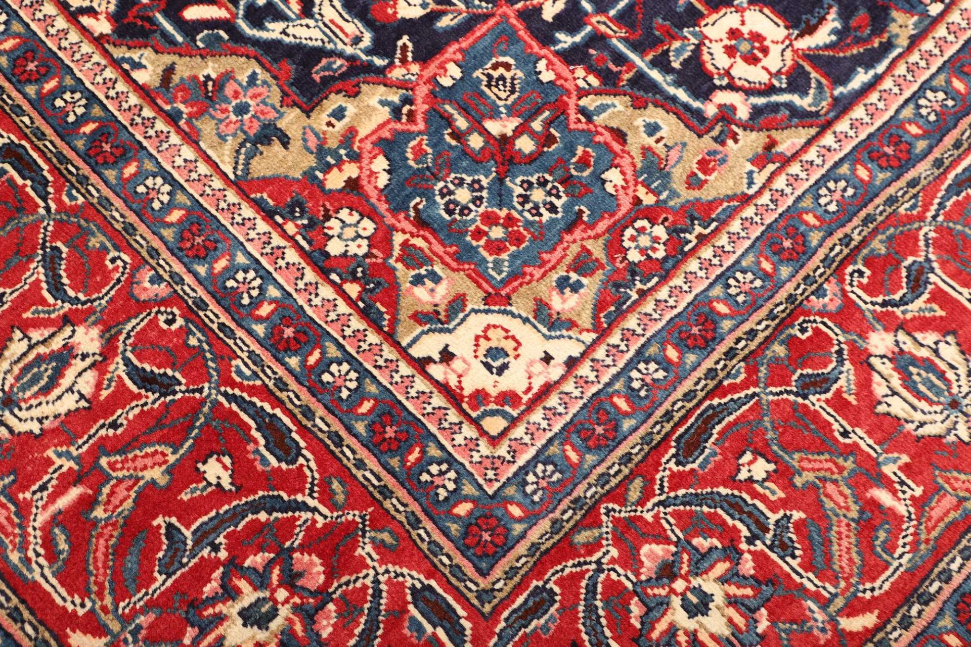 Handgeknüpfter Perserteppich 271 × 364 cm