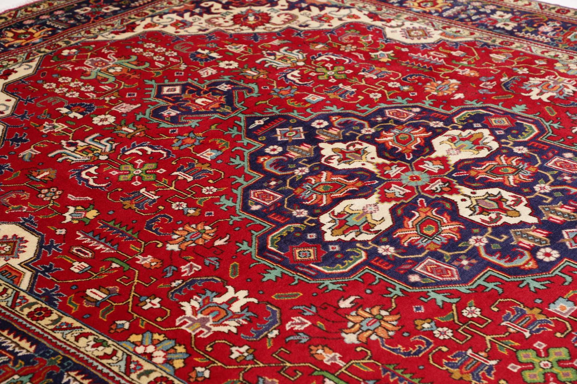 Täbriz Perserteppich aus Iran, 251 × 339 cm