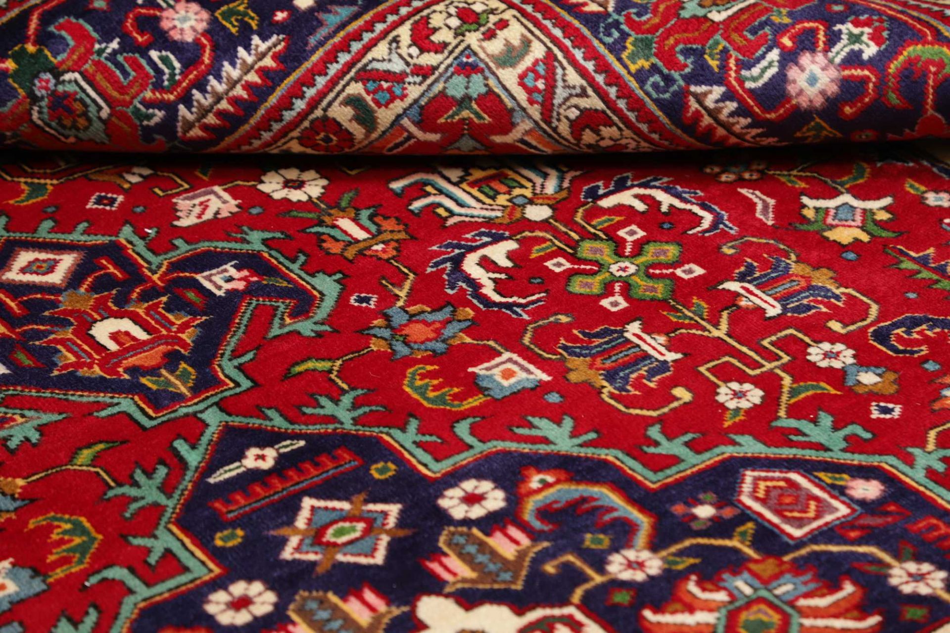 Täbriz Perserteppich aus Iran, 251 × 339 cm