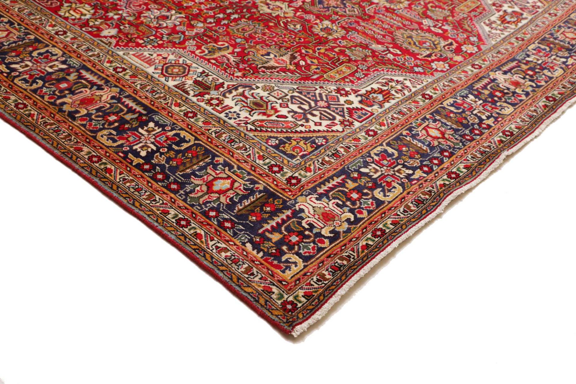 Handgeknüpfter Täbriz Perserteppich 256 × 344 cm