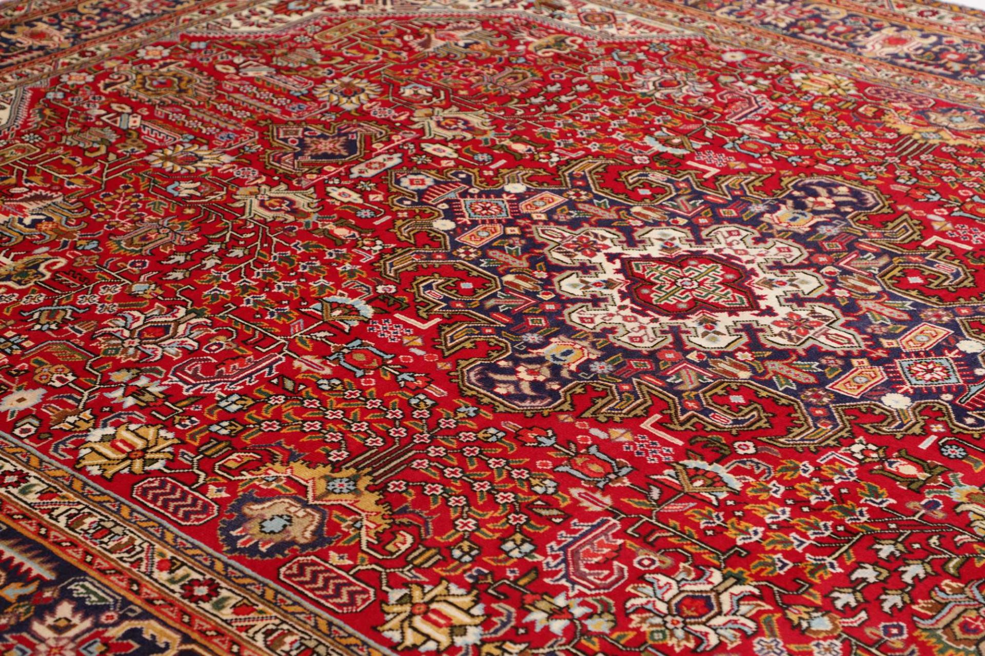 Handgeknüpfter Täbriz Perserteppich 256 × 344 cm