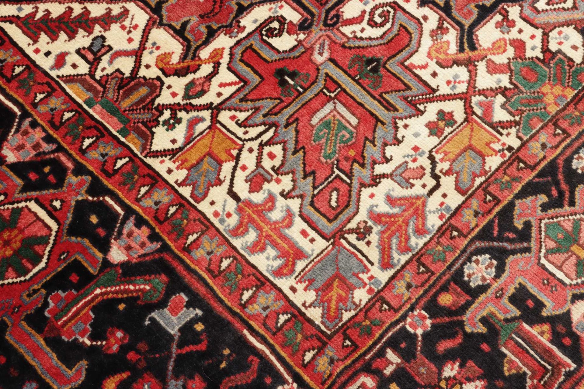 Handgeknüpfter Heriz Perserteppich, 239 × 339 cm, Wolle