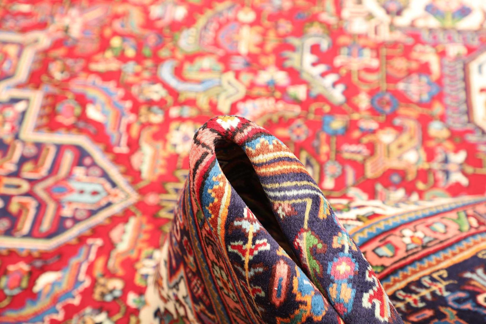 Täbriz Perserteppich aus Iran, 256 × 346 cm