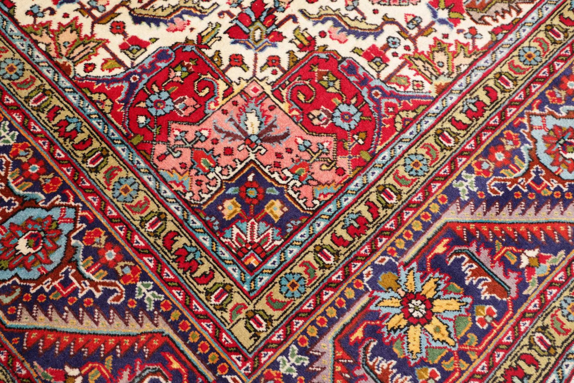 perserteppich-tabriz-251-x-337-cm-schurwolle-handgeknupft-16 Handgeknüpfter Täbriz Perserteppich 251 × 337 cm