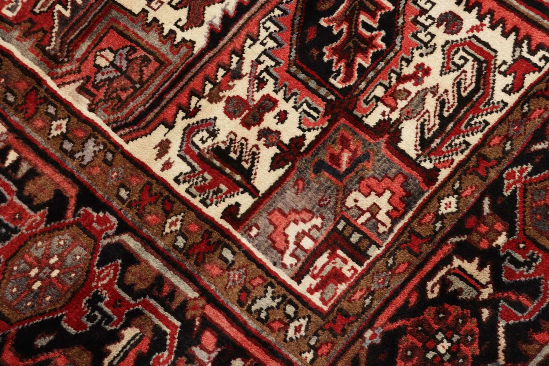 Heriz Perserteppich aus Iran, 256 × 339 cm