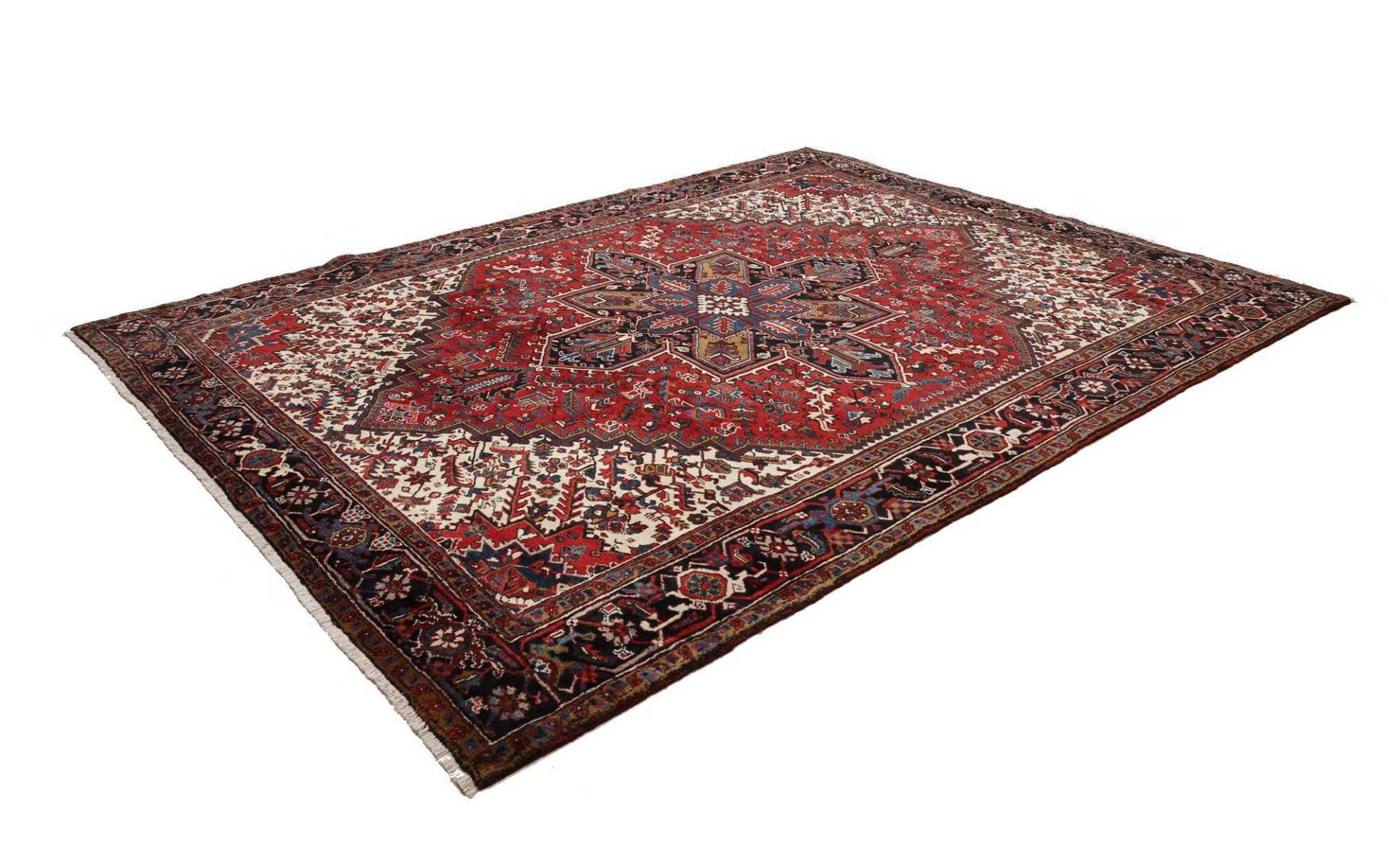 Handgeknüpfter Heriz Perserteppich 256 × 326 cm