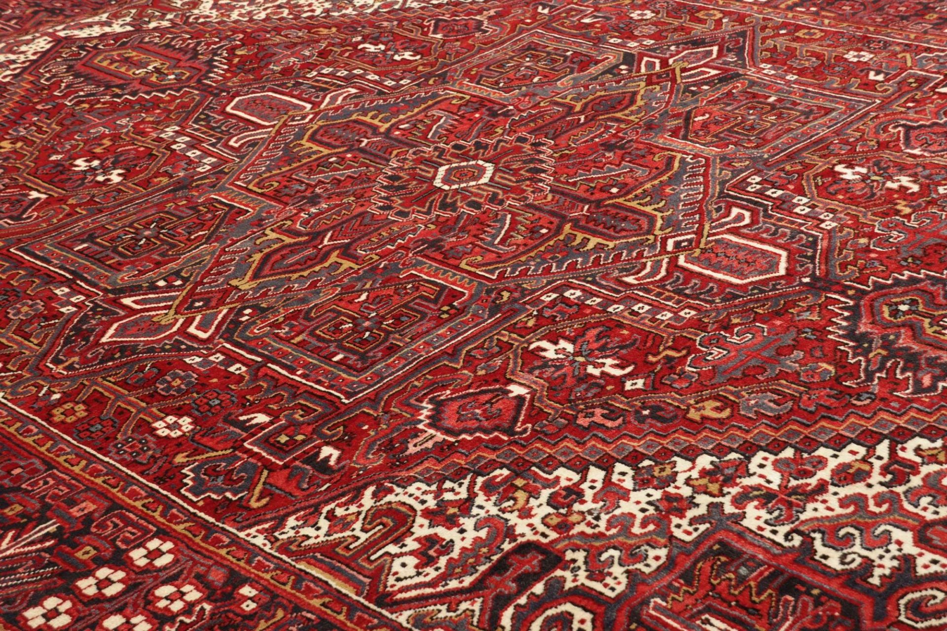 perserteppich-heriz-266-x-337-cm-schurwolle-handgeknupft-rustikal-27 Heriz Perserteppich aus Iran, 266 × 337 cm