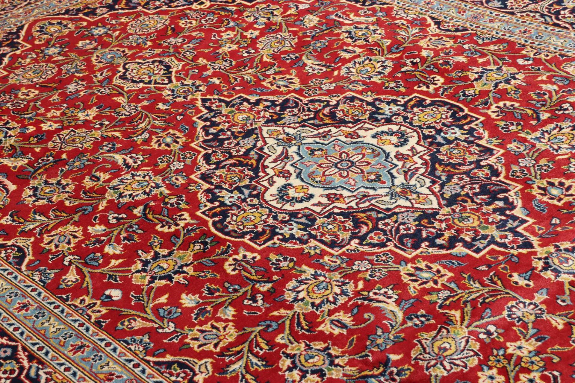 Kashan Perserteppich aus Iran, 228 × 340 cm