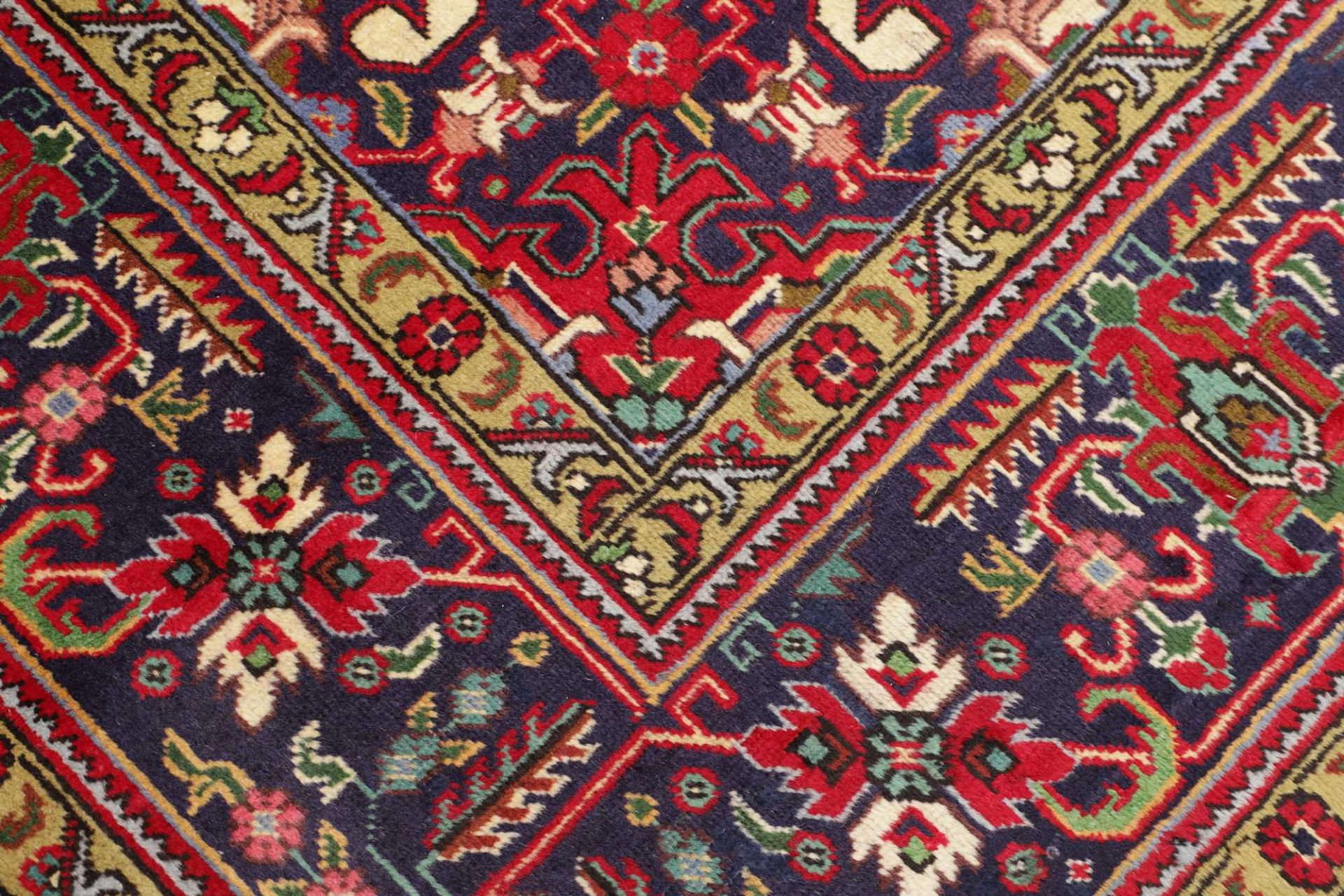 Handgeknüpfter Täbriz Perserteppich 249 × 341 cm