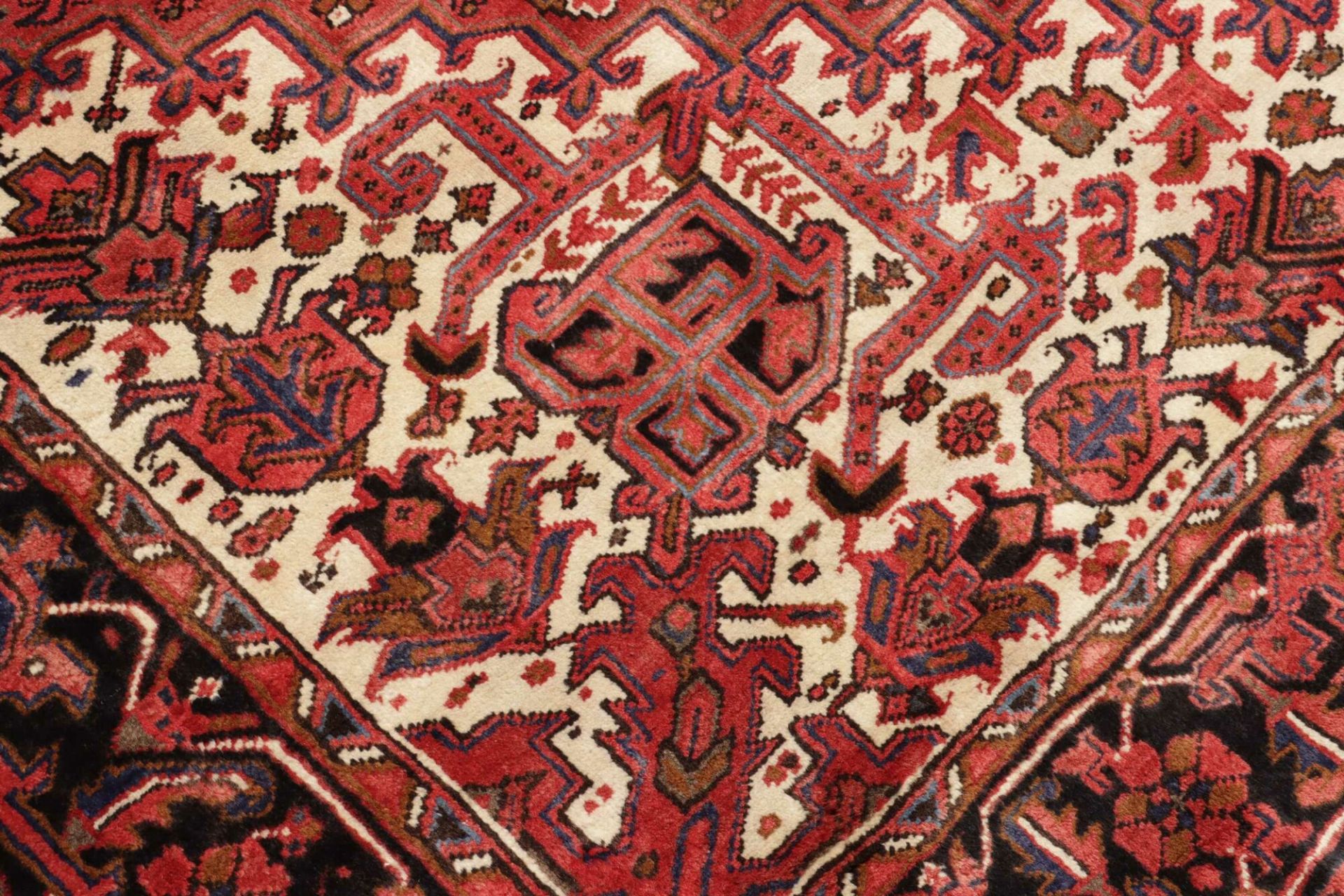 perserteppich-heriz-257-x-351-cm-schurwolle-handgeknupft-rustikal-5 Handgeknüpfter Heriz Perserteppich 257 × 351 cm