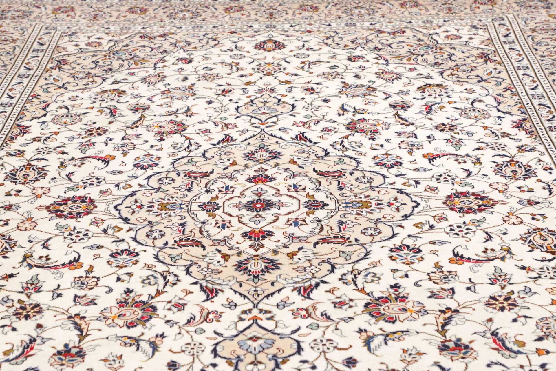 Kashan Perserteppich aus Iran, 251 × 356 cm