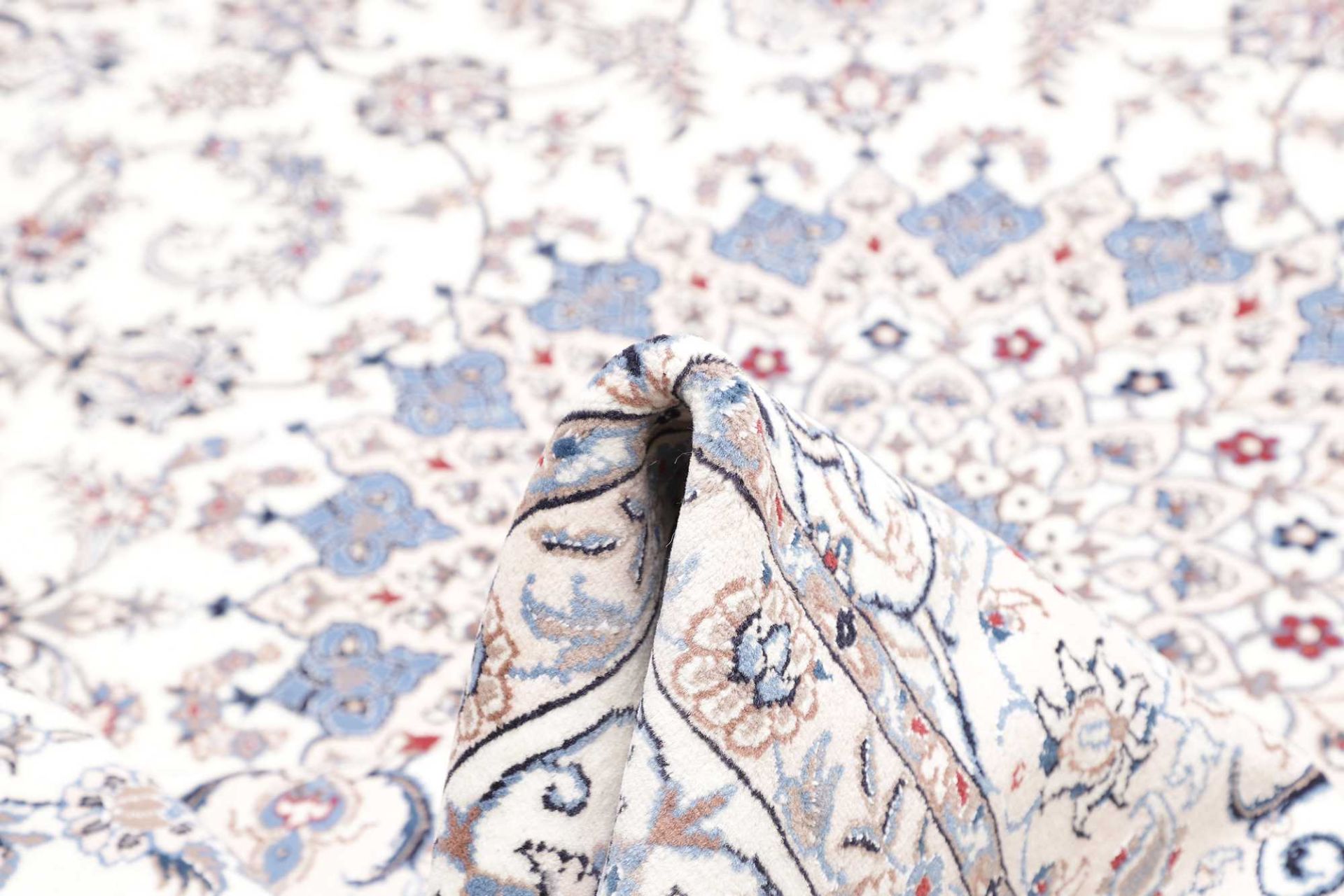 Nain Perserteppich aus Iran, 254 × 353 cm