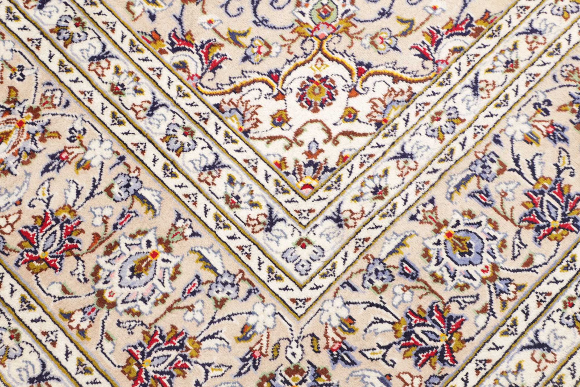 Kashan Perserteppich aus Iran, 254 × 339 cm