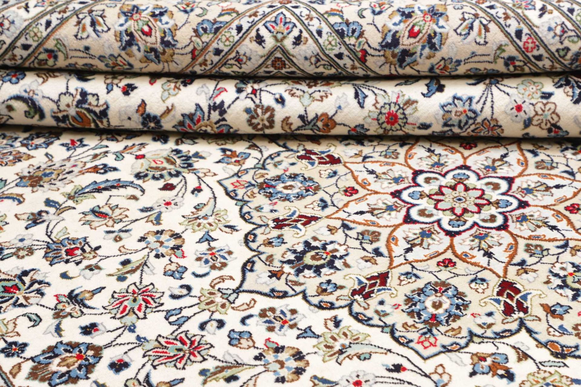 Kashan Perserteppich 246 × 359 cm aus Wolle, handgeknüpft