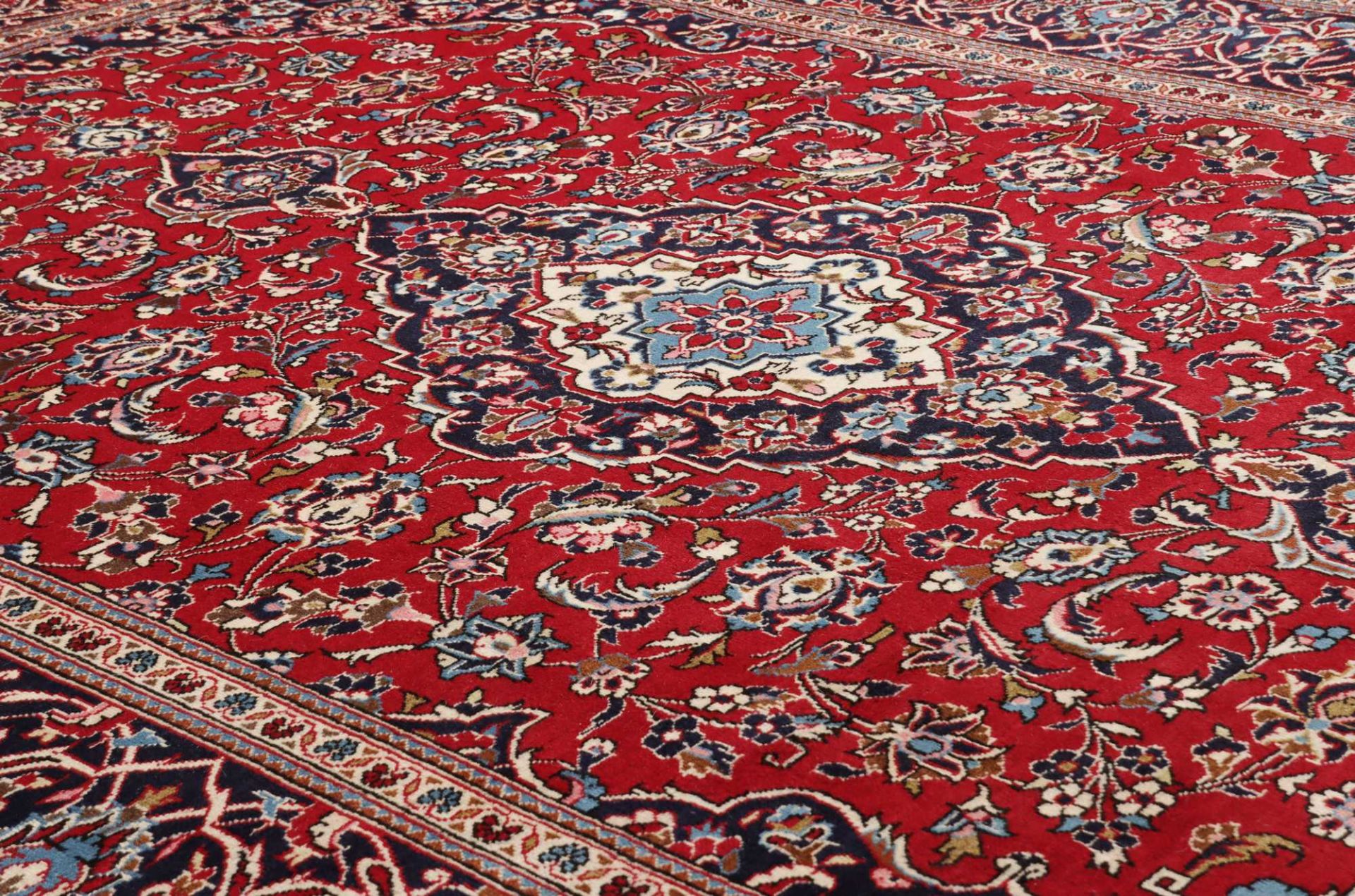 Kashan Perserteppich aus Iran, 248 × 362 cm