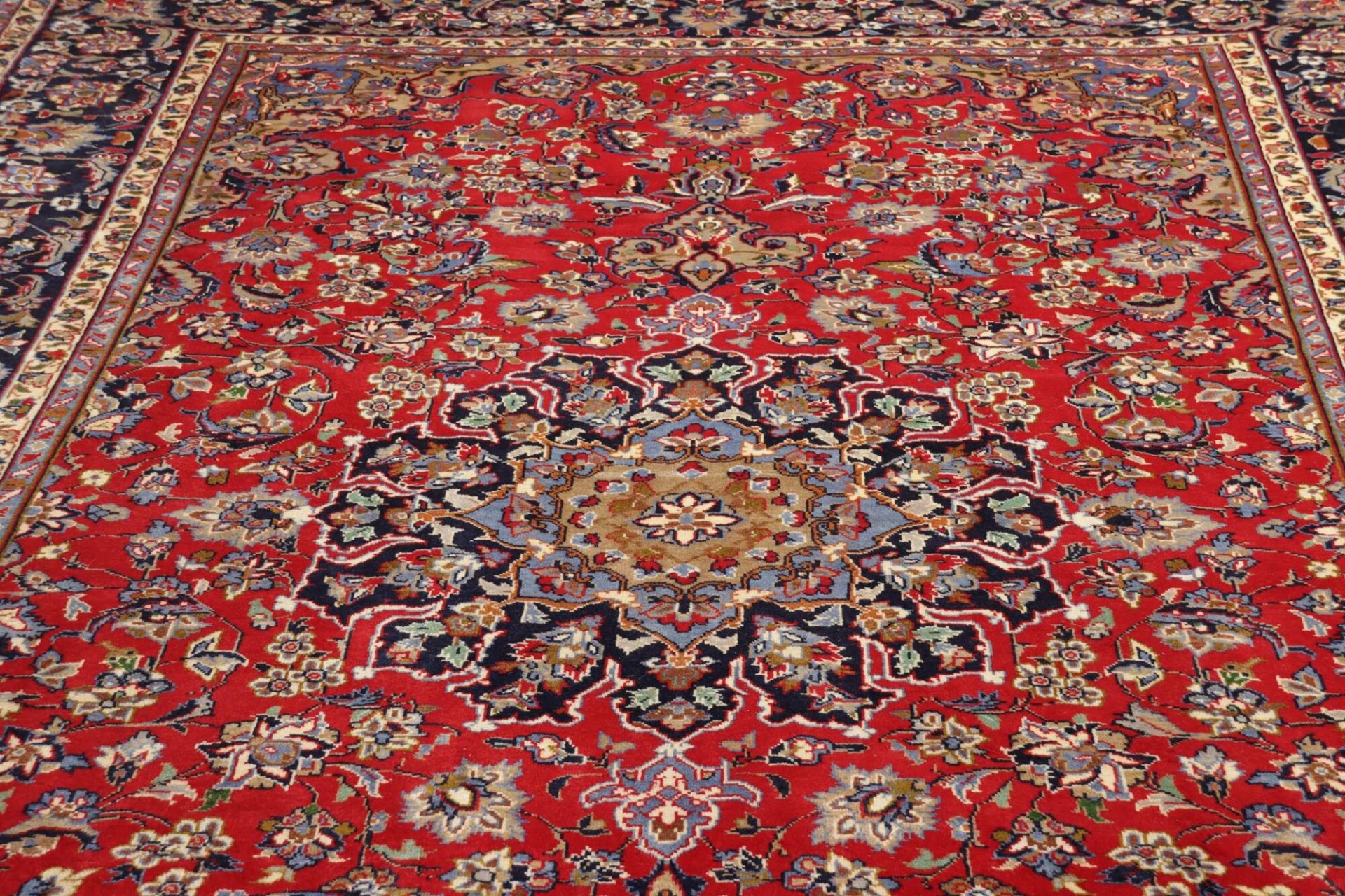 perserteppich-najafabad-251-x-357-cm-schurwolle-handgeknupft-6 Isfahan Perserteppich 251 × 357 cm aus Wolle, handgeknüpft