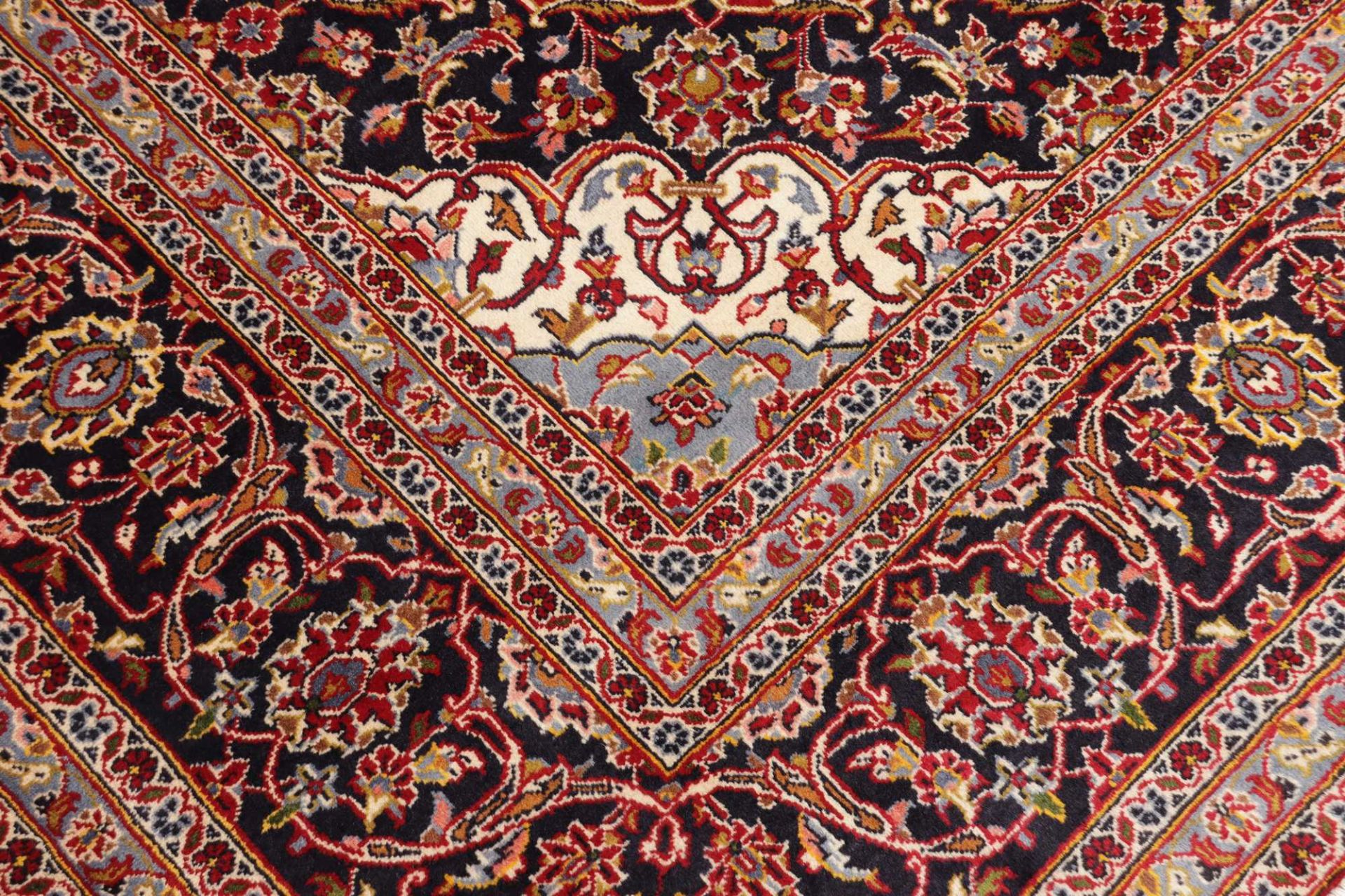 Kashan Perserteppich 246 × 354 cm aus Wolle, handgeknüpft
