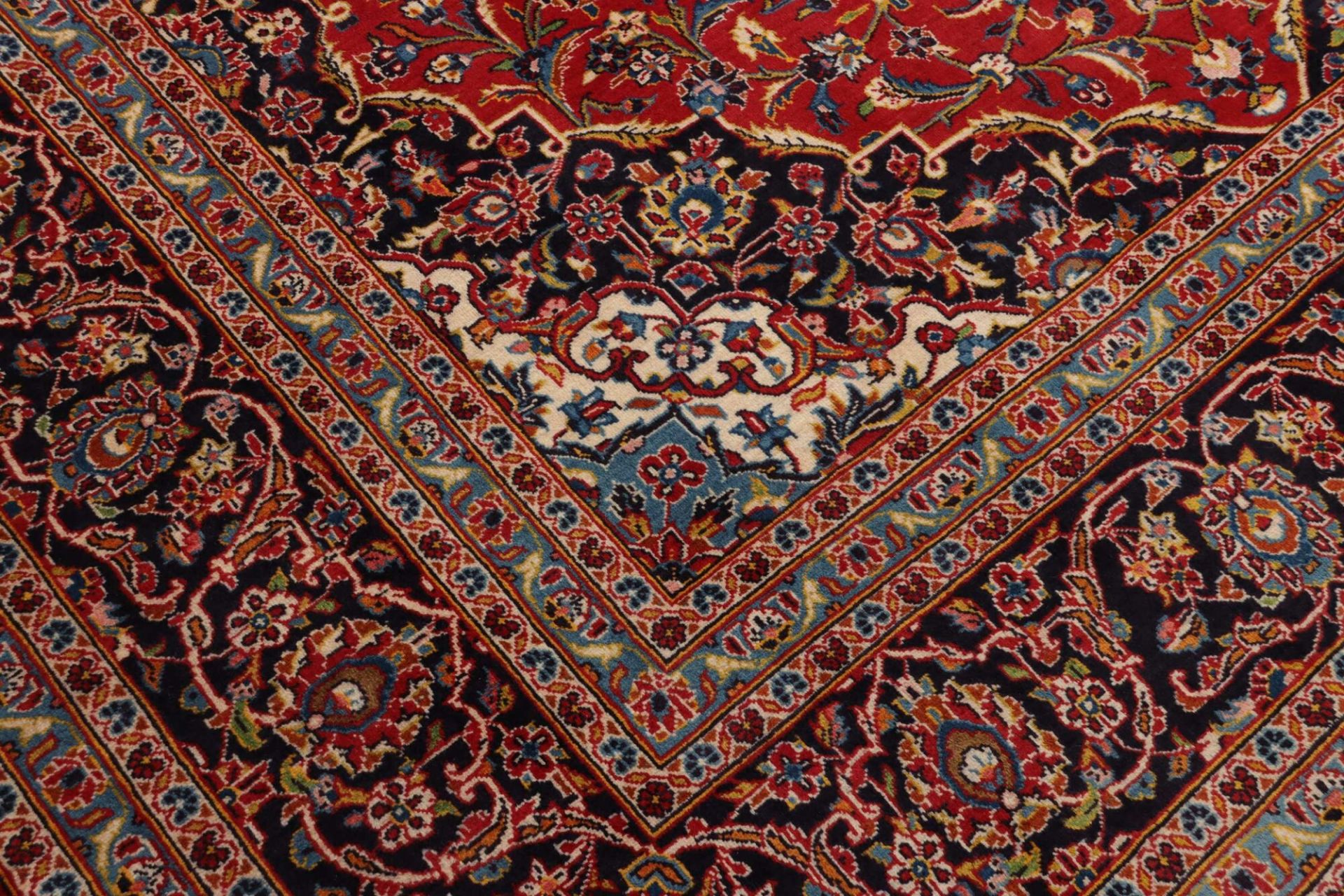 Handgeknüpfter Kashan Perserteppich 251 × 367 cm