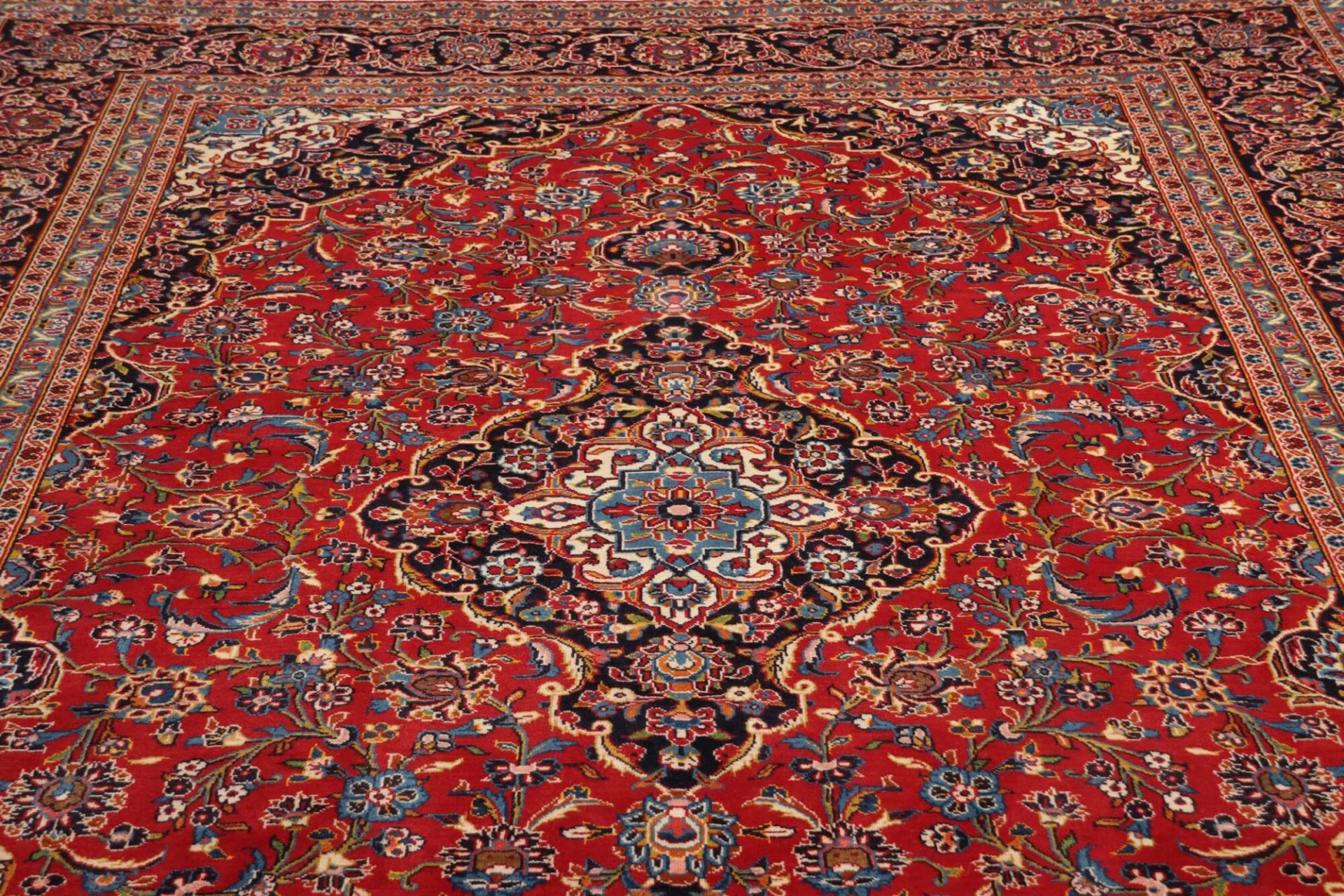 Handgeknüpfter Kashan Perserteppich 251 × 367 cm