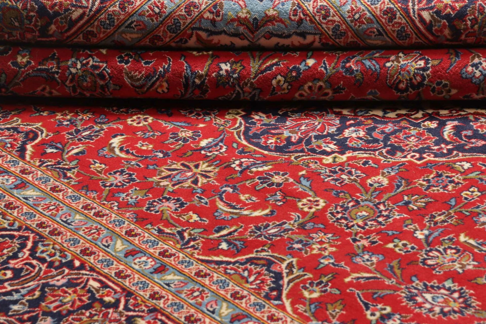 Handgeknüpfter Kashan Perserteppich 243 × 342 cm
