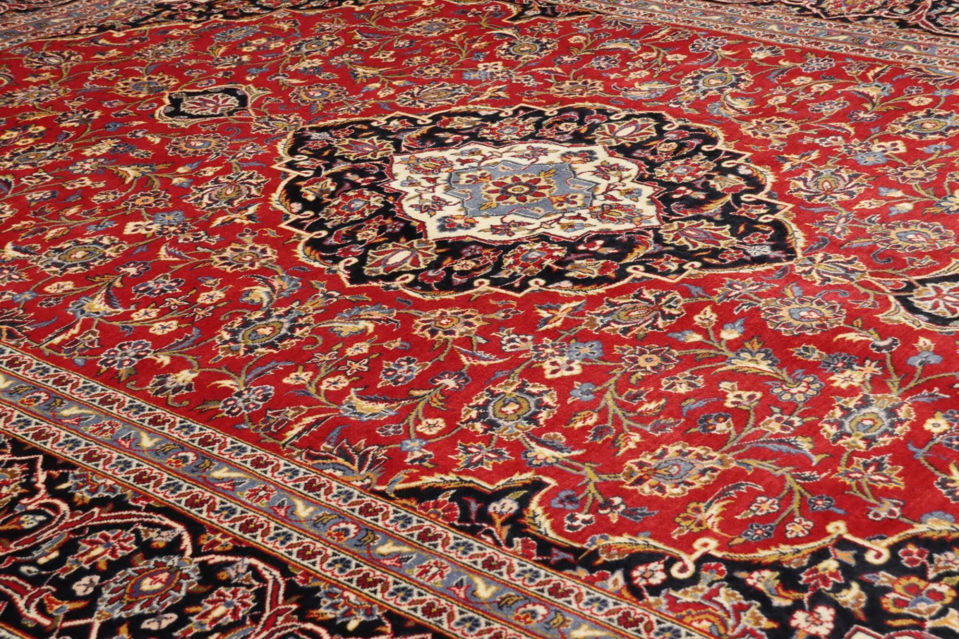 Kashan Perserteppich aus Iran, 251 × 341 cm