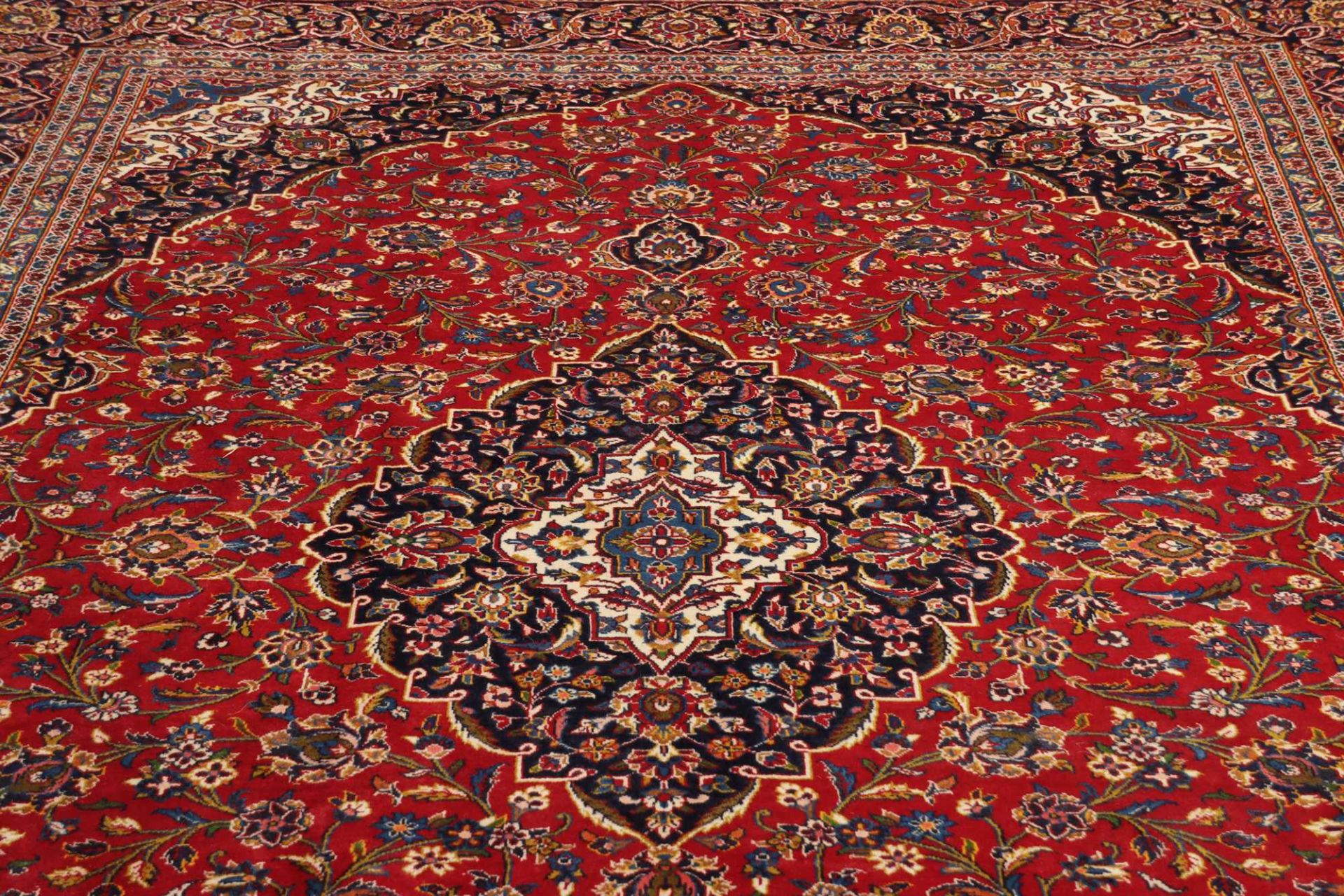 Handgeknüpfter Kashan Perserteppich 256 × 357 cm