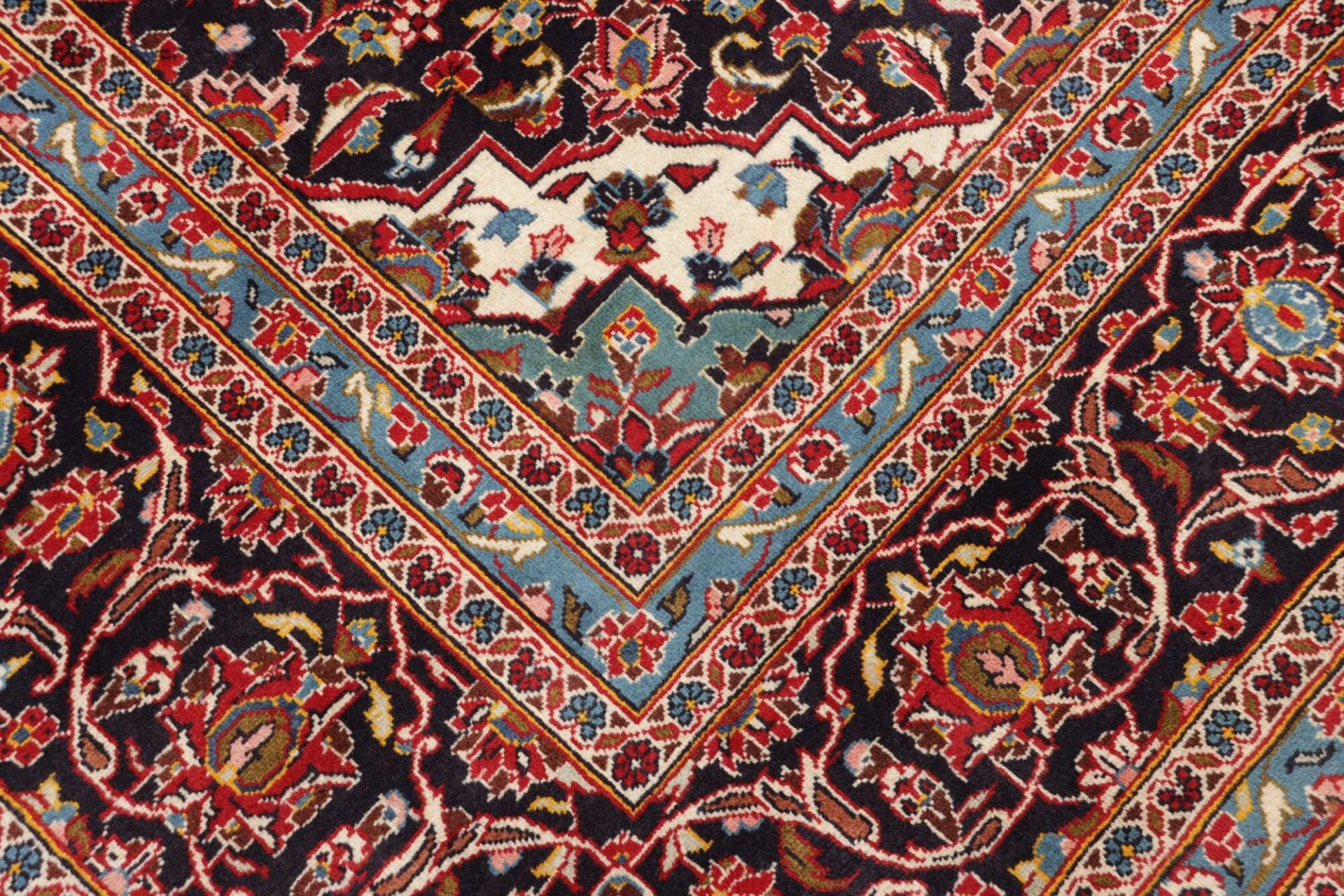 Kashan Perserteppich aus Iran, 248 × 352 cm